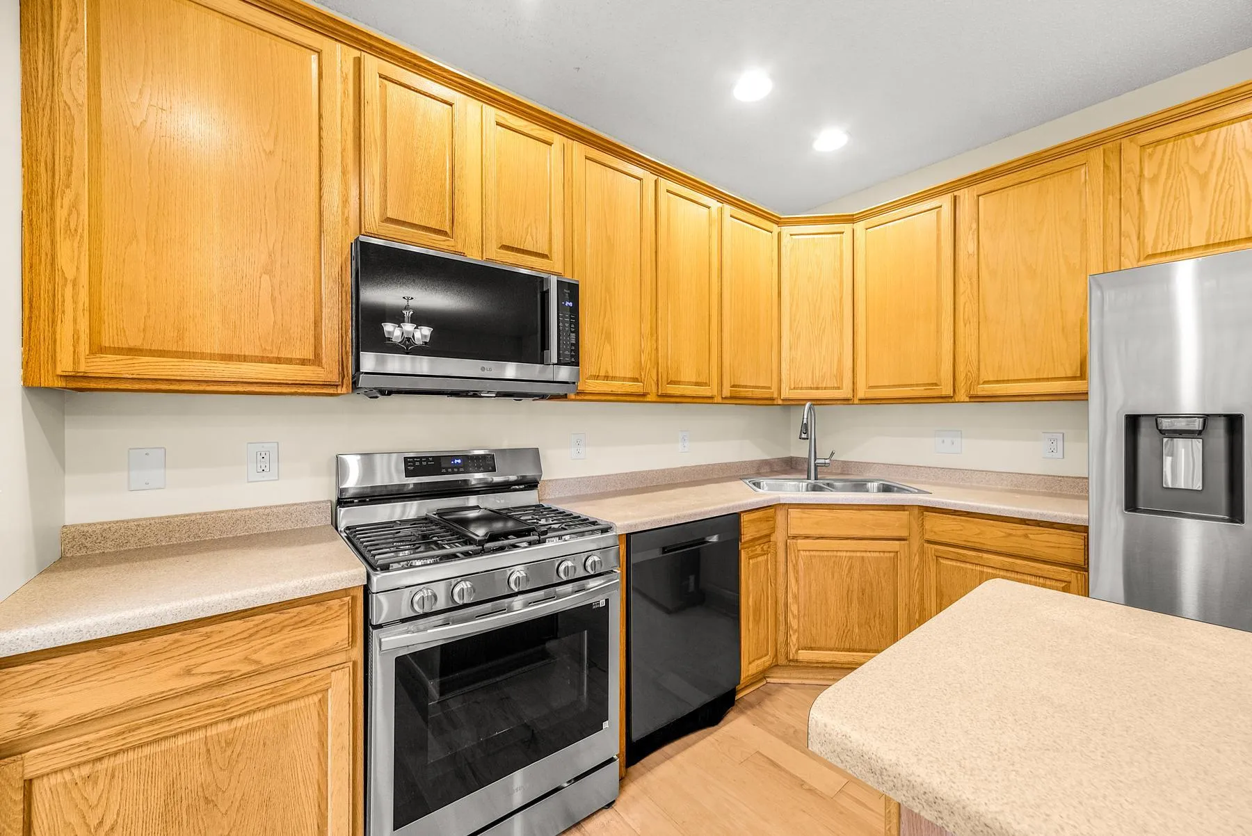Photo 33 of 15726 Frisian Lane
