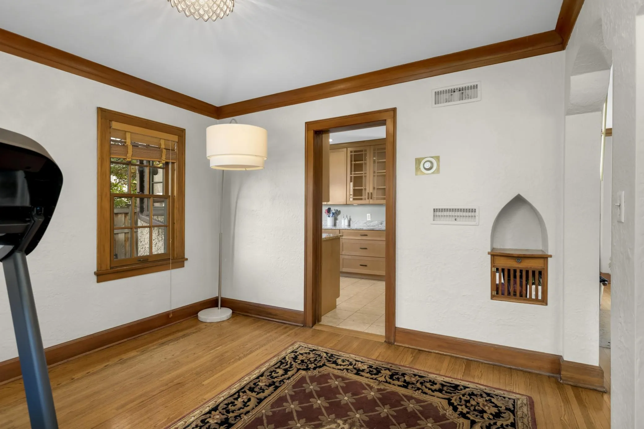 Photo 9 of 1787 Hillcrest Avenue