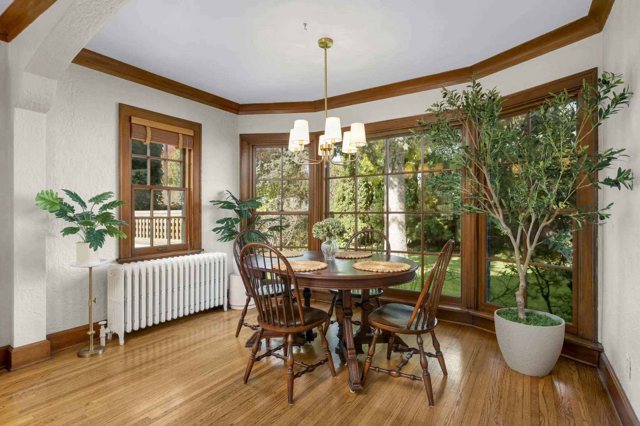 Photo 6 of 1787 Hillcrest Avenue