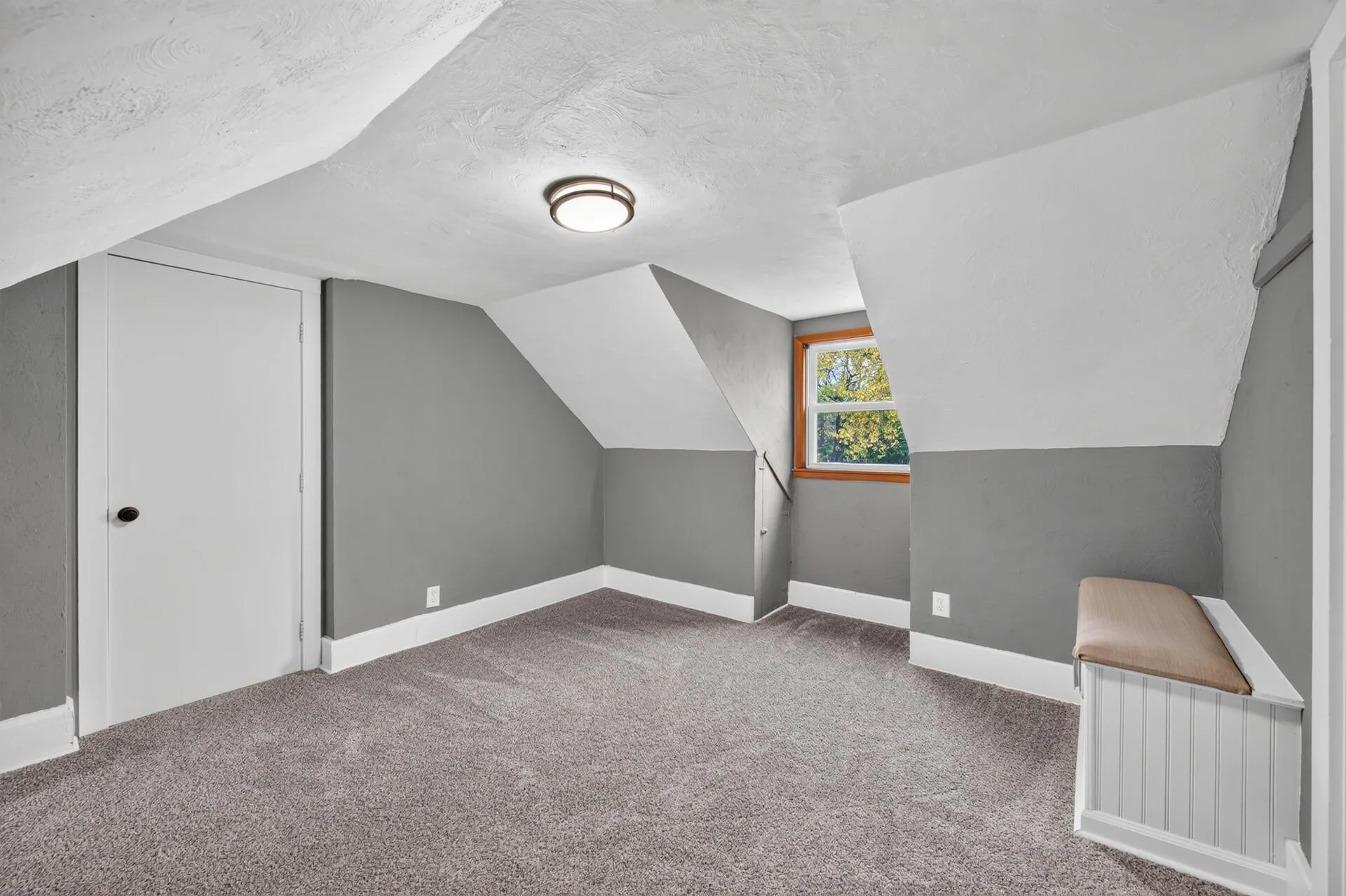Photo 18 of 2631 5th E Avenue