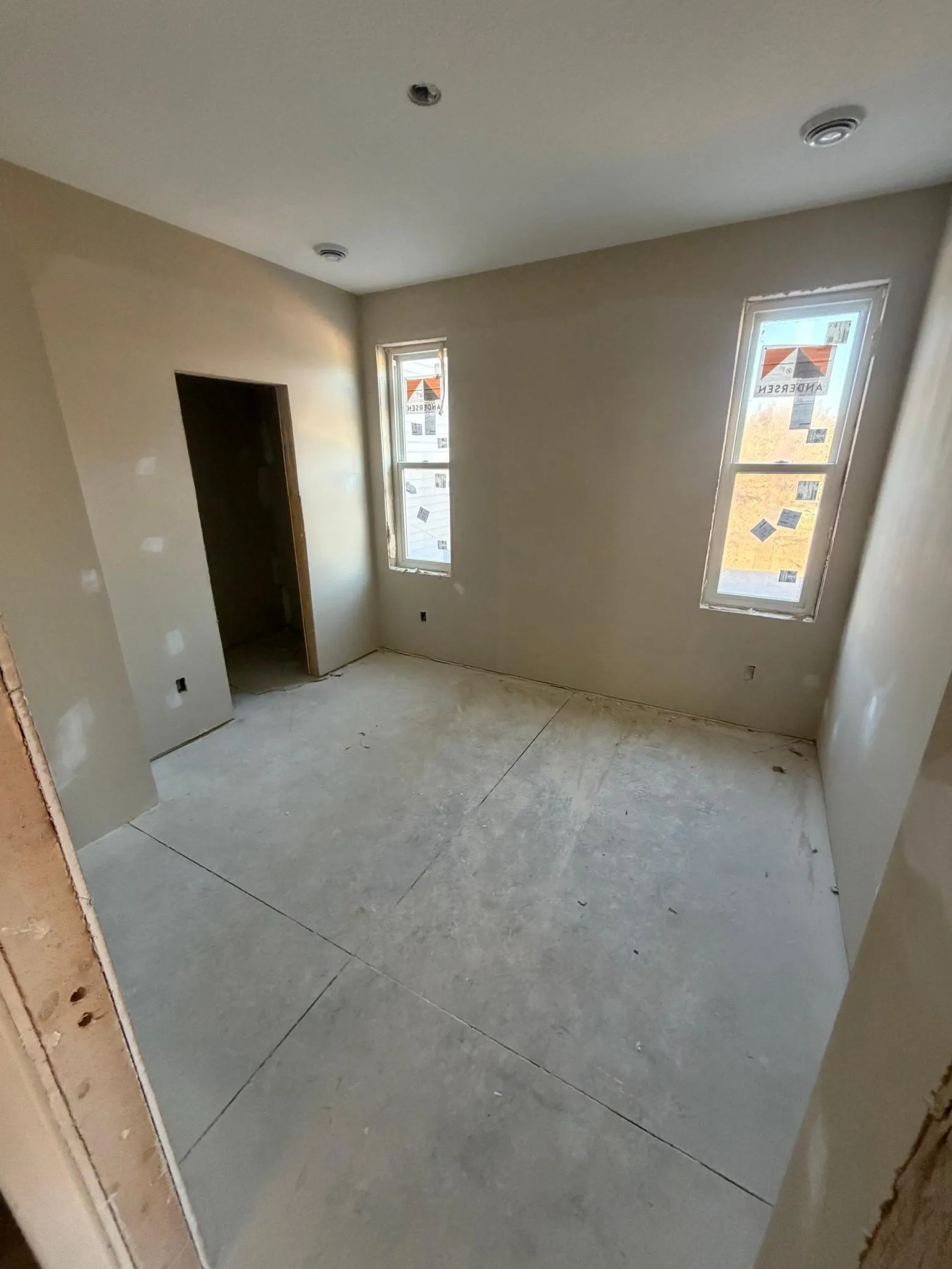 Photo 5 of 1615 Squirrel Way