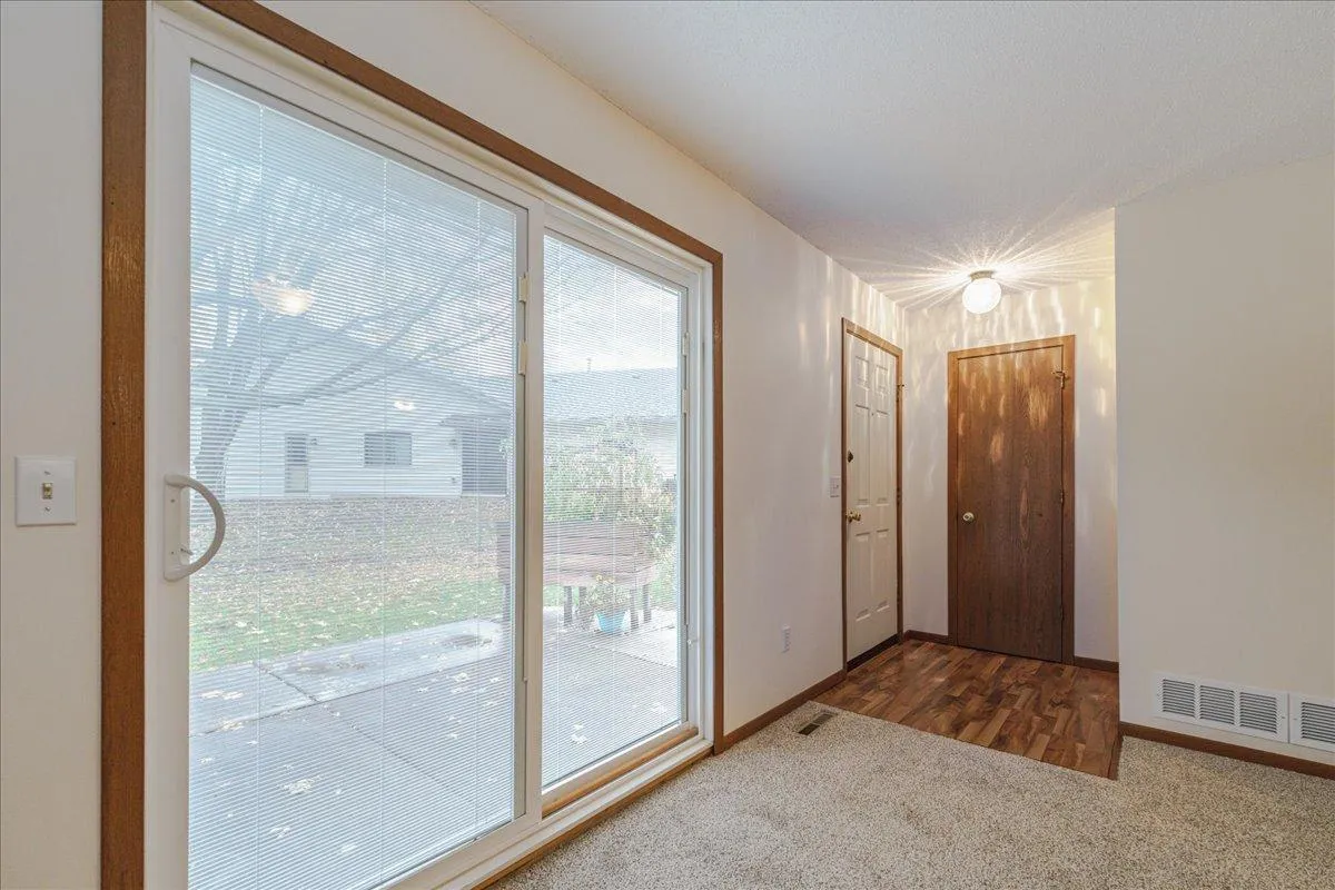 Photo 4 of 20300 Hunter Court