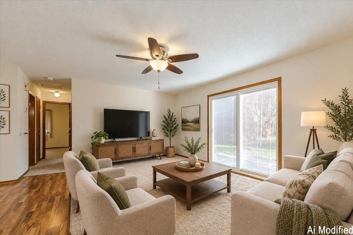 Photo 7 of 20300 Hunter Court