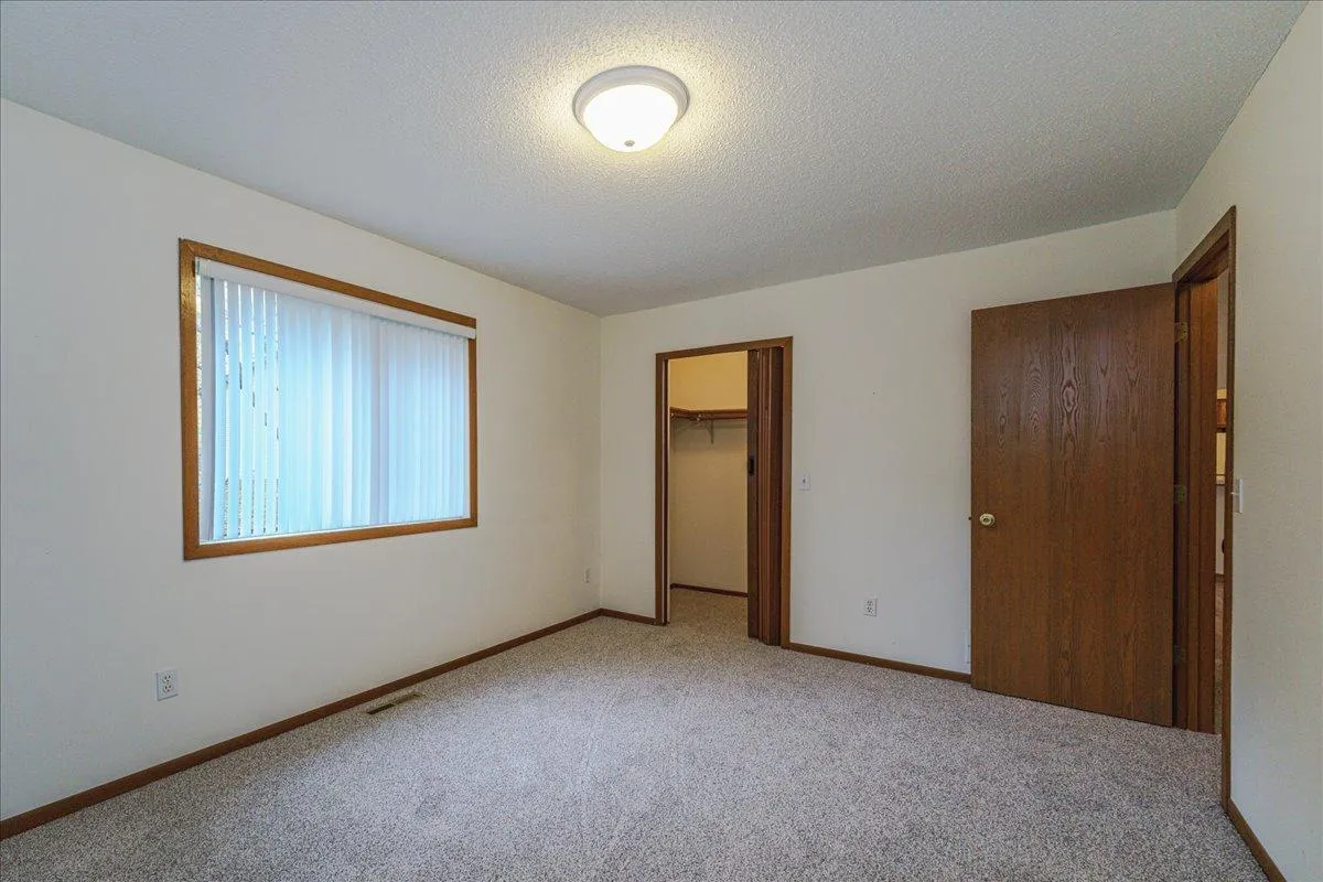 Photo 21 of 20300 Hunter Court