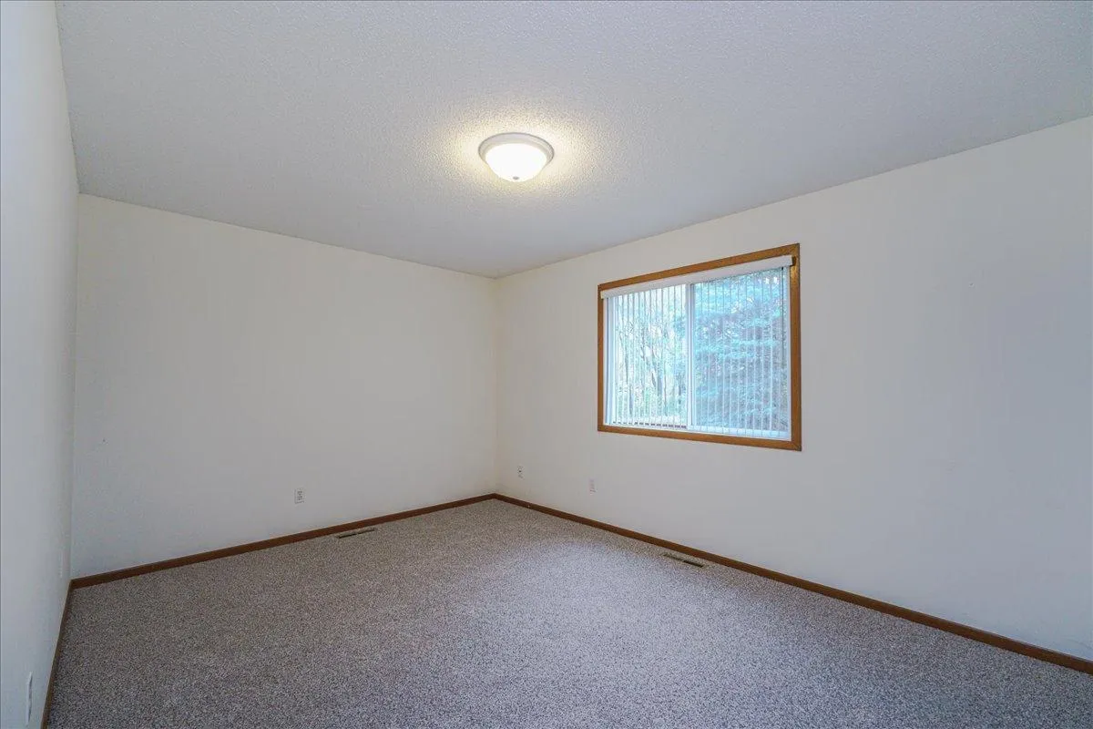 Photo 19 of 20300 Hunter Court