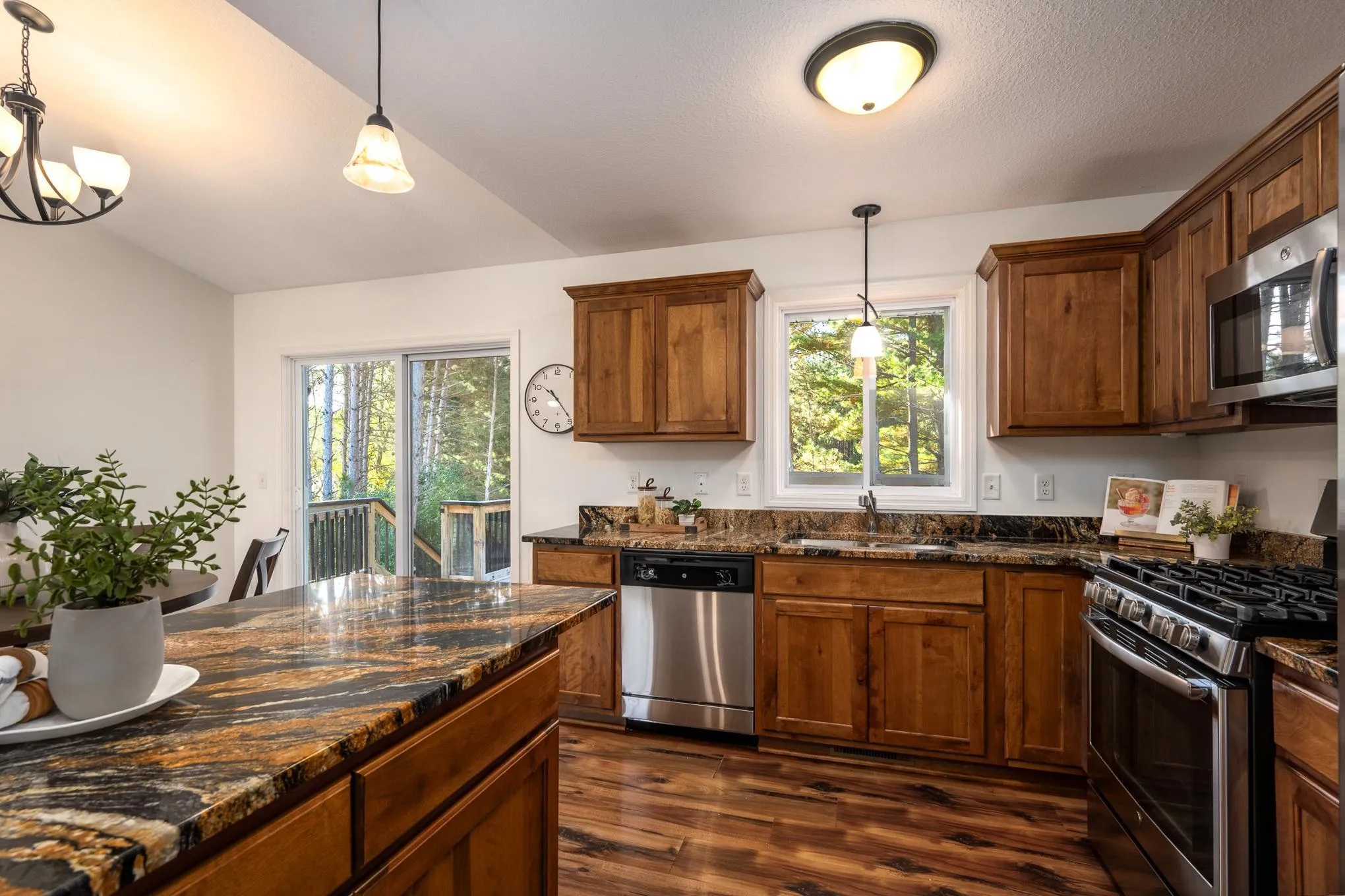 Photo 16 of 304 Evergreen Drive