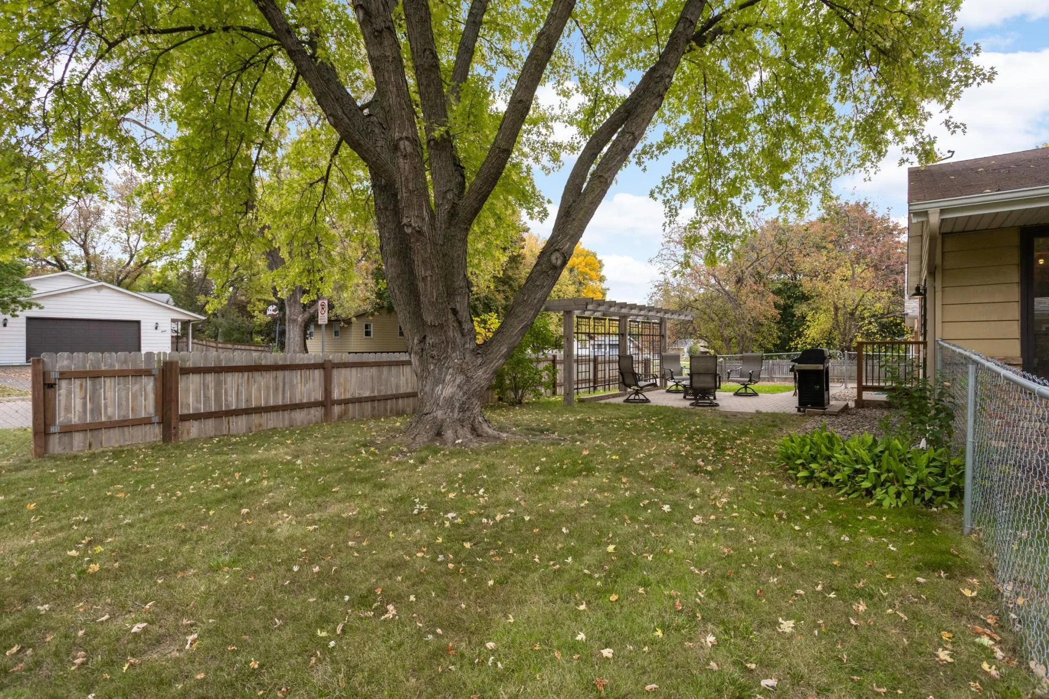 Photo 33 of 2606 Jackson Street