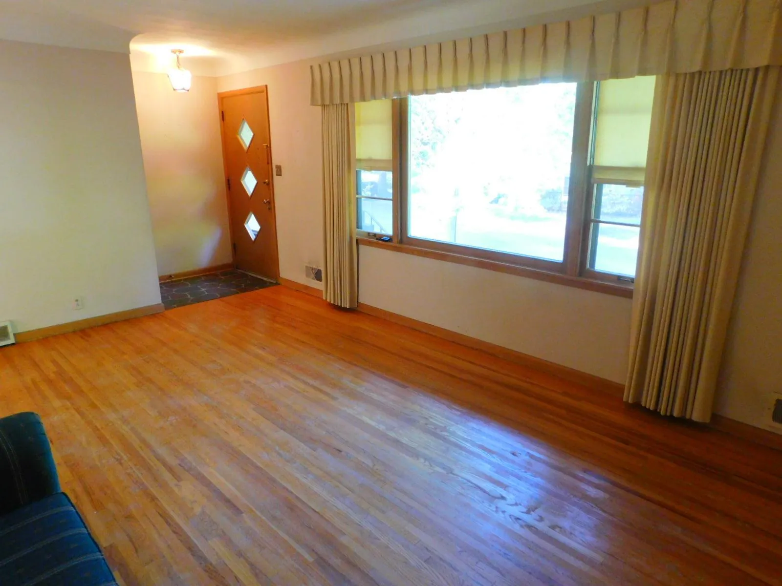 Photo 19 of 710 Edgar Avenue