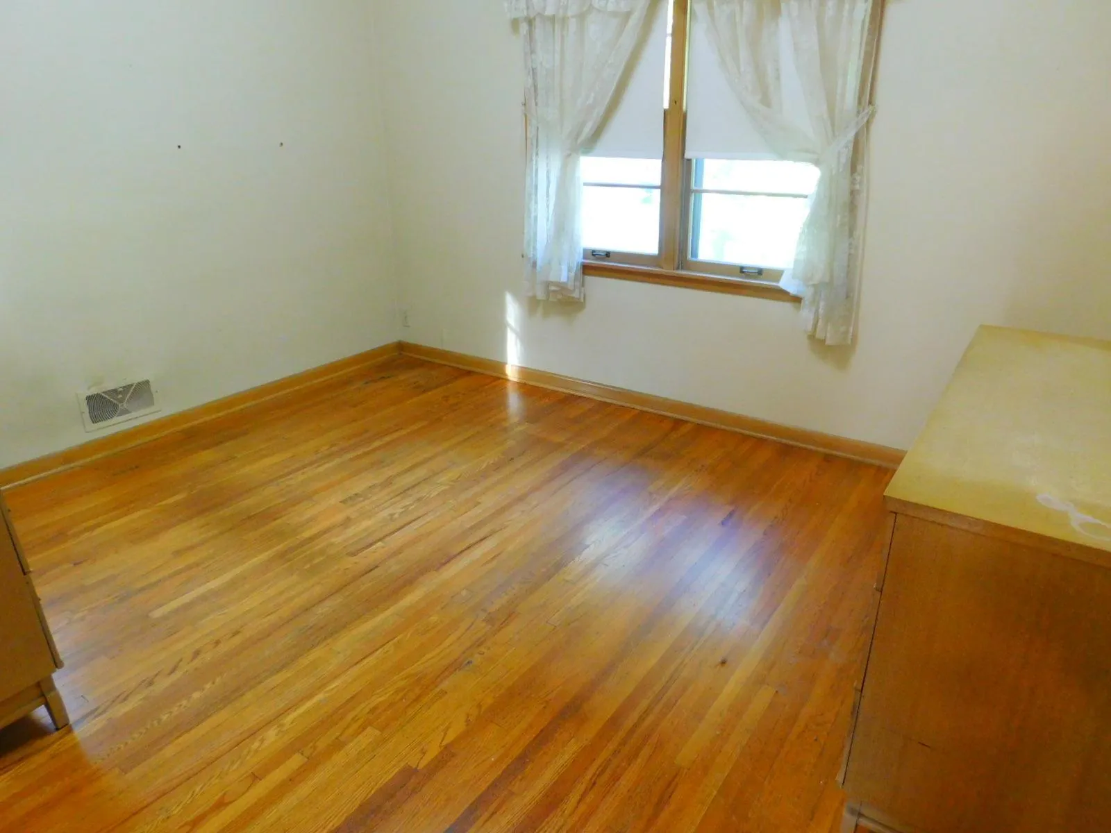 Photo 20 of 710 Edgar Avenue