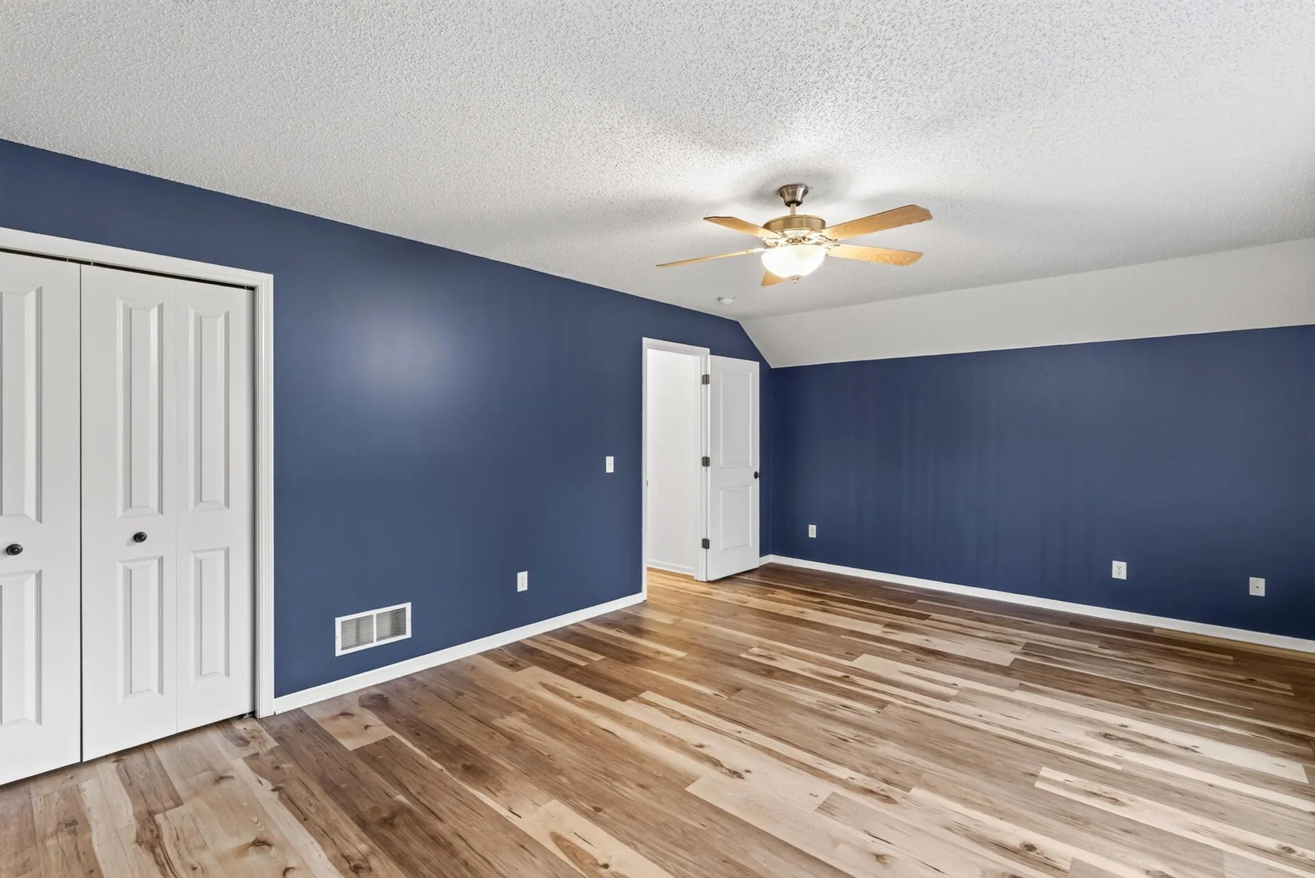 Photo 22 of 1548 Legacy E Parkway