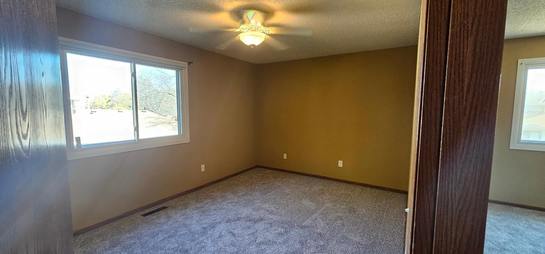Photo 13 of 2677 Brookdale Lane Unit 2677