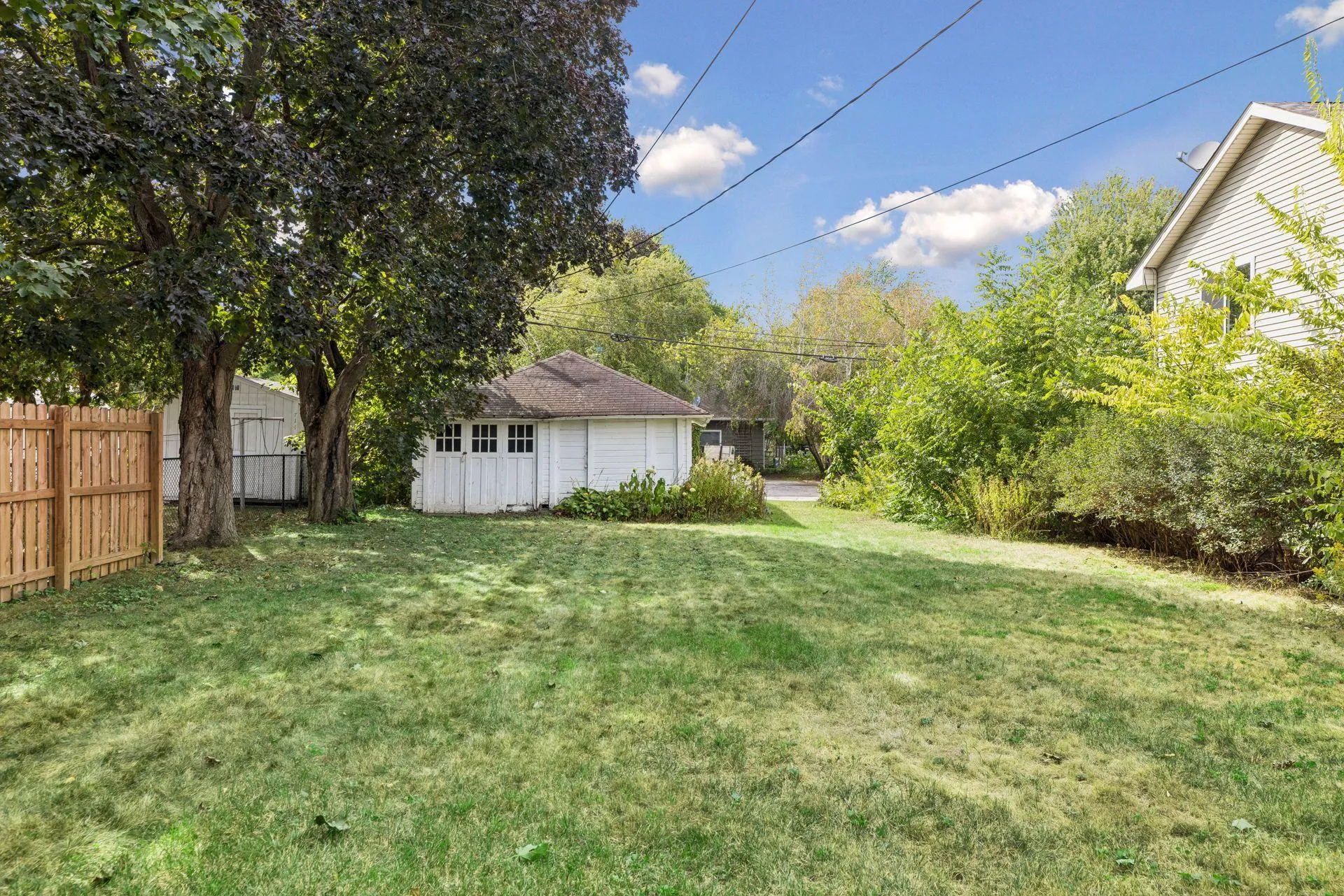 Photo 23 of 704 7th S Avenue