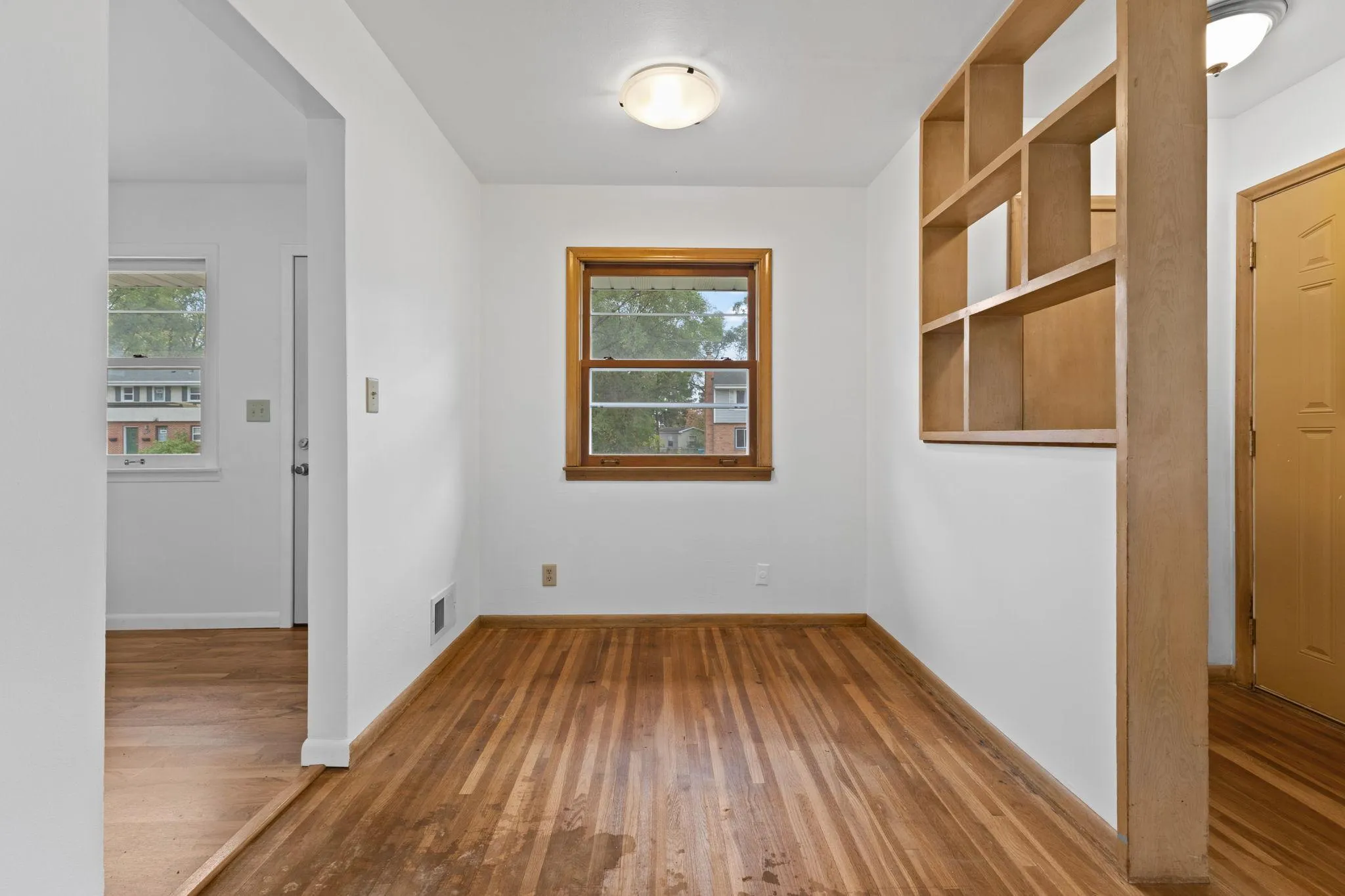 Photo 6 of 7345 Grand S Avenue