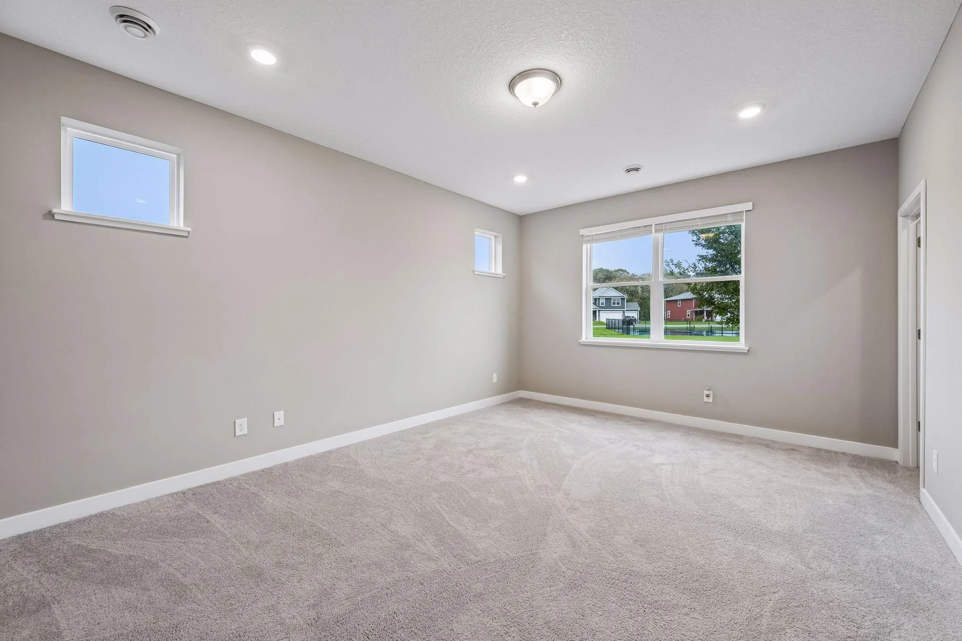Photo 20 of 11509 Deerwood N Circle