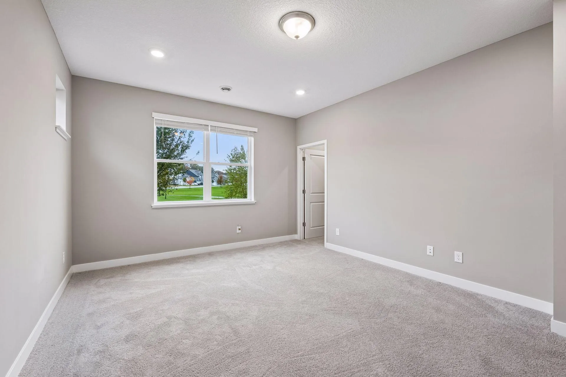 Photo 21 of 11509 Deerwood N Circle