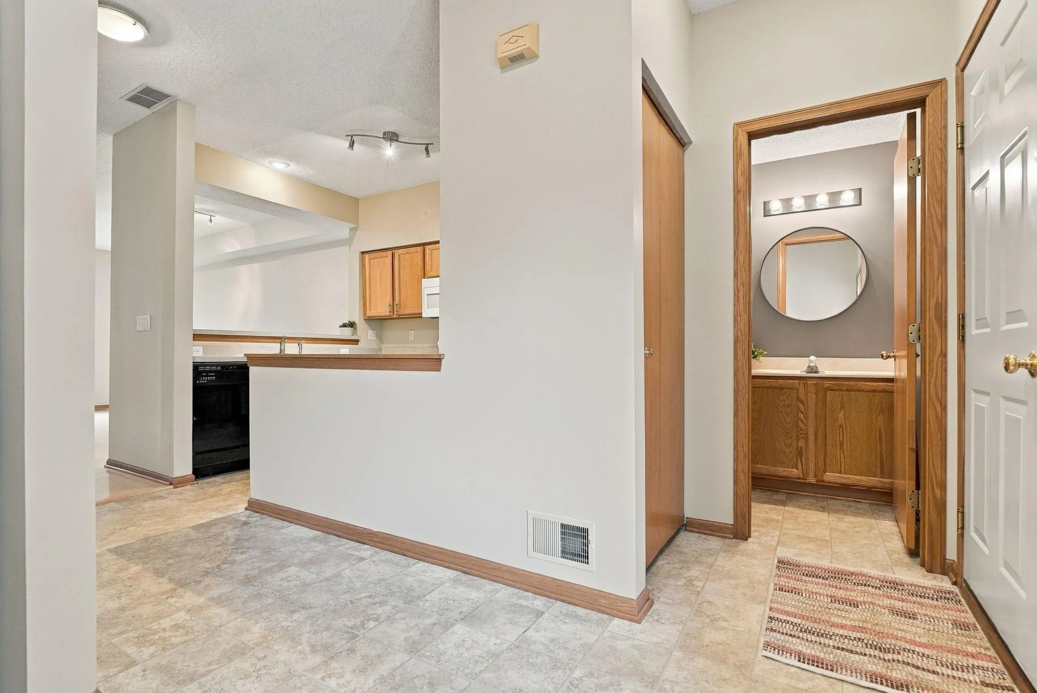 Photo 9 of 11679 Langford Circle Unit 904