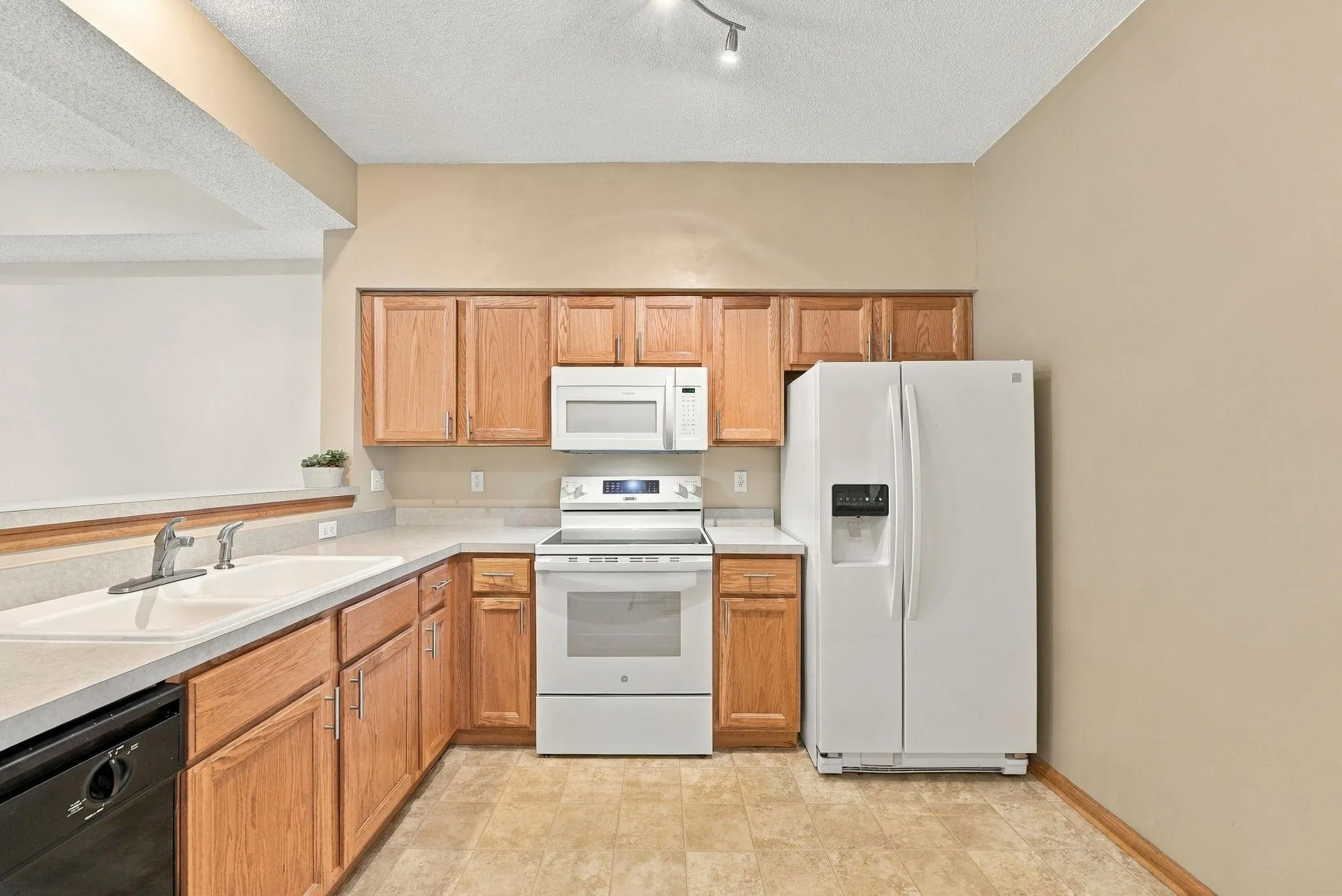 Photo 12 of 11679 Langford Circle Unit 904