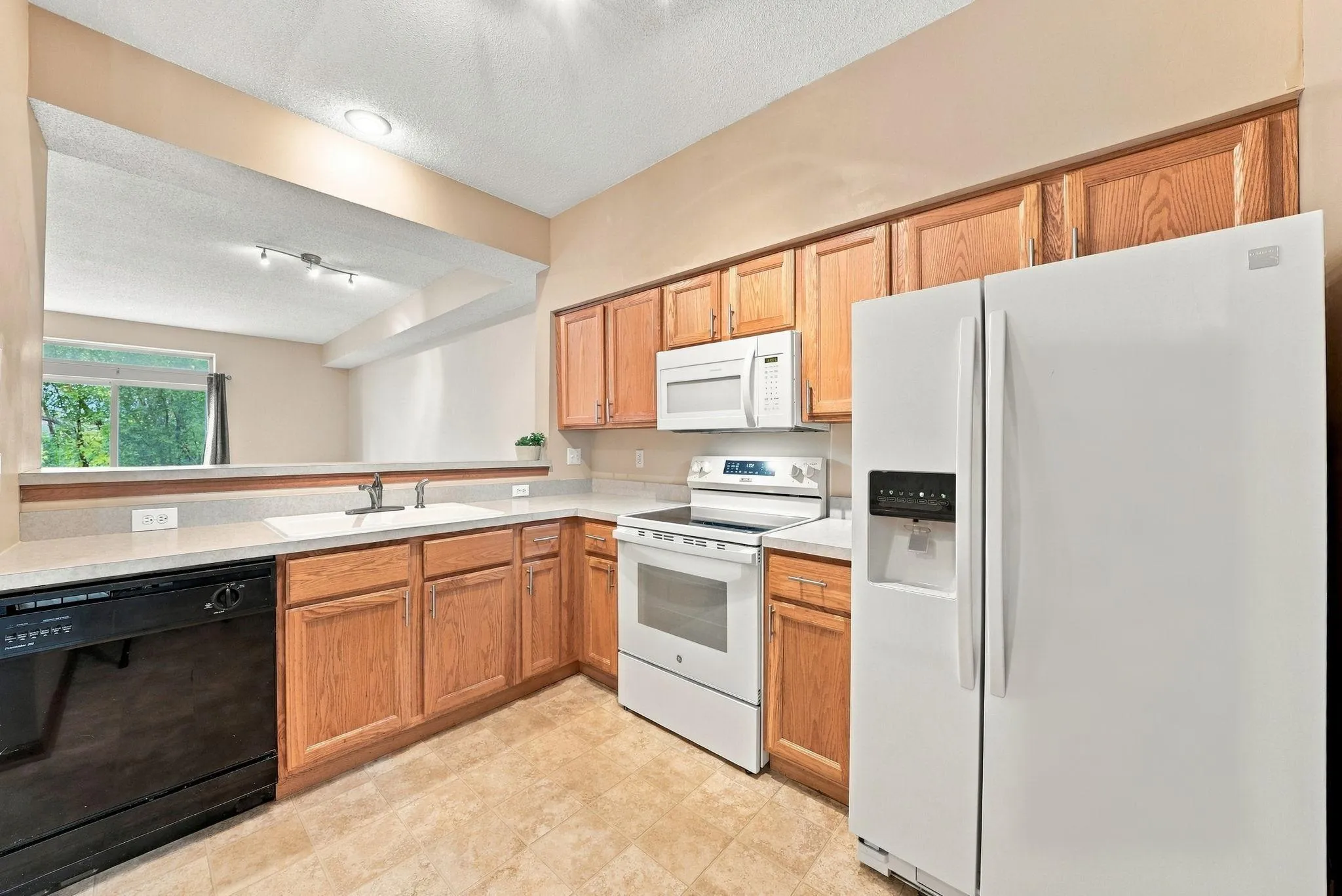 Photo 13 of 11679 Langford Circle Unit 904
