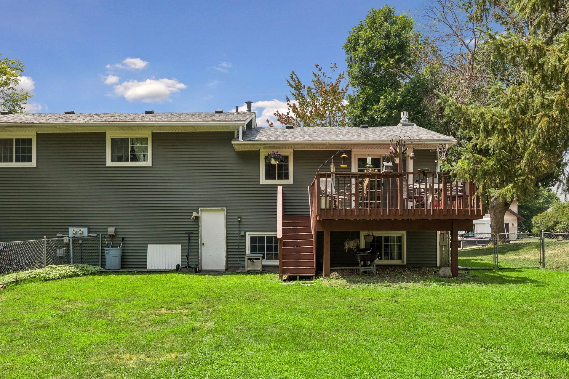 Photo 5 of 17540 Ionia Path