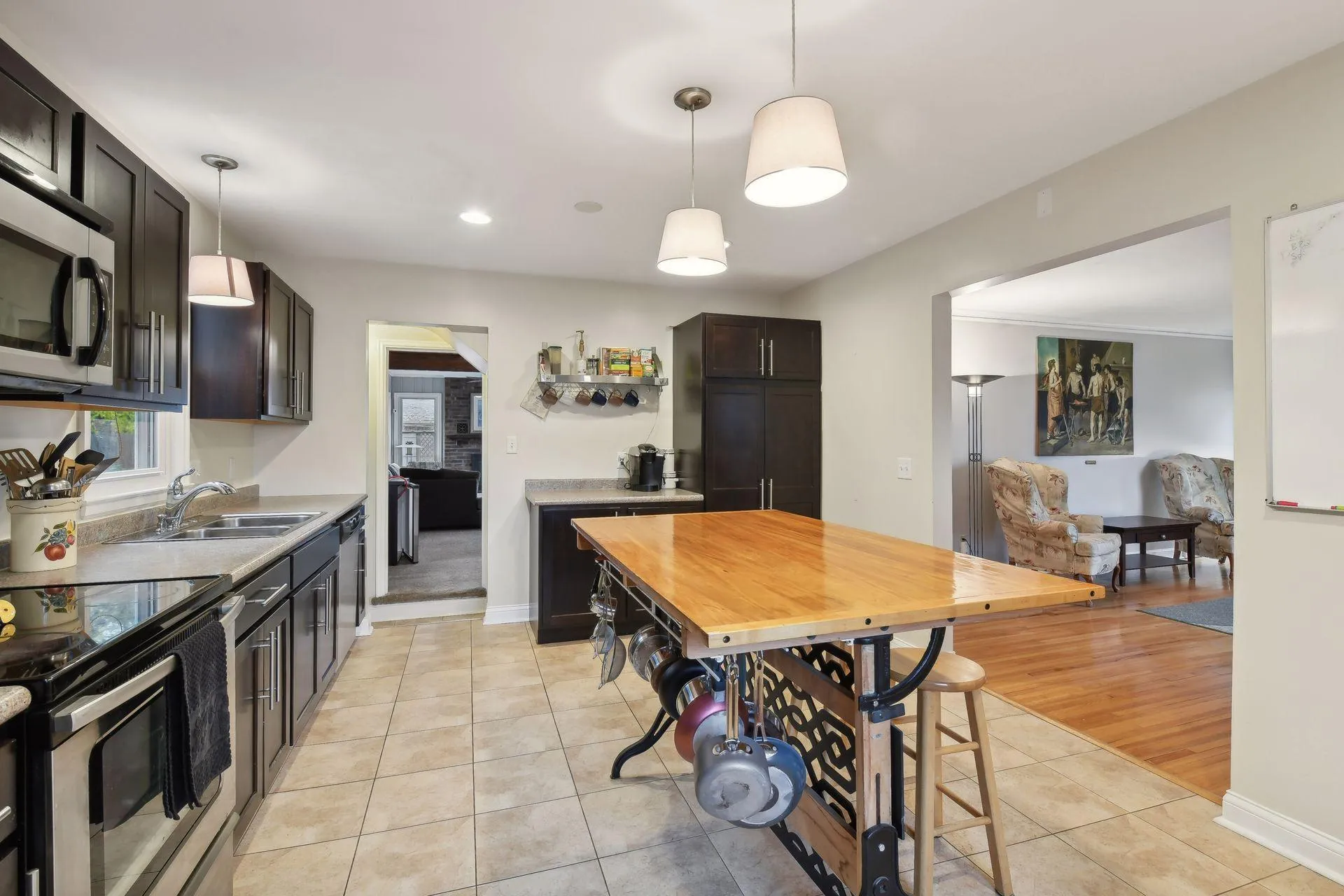 Photo 10 of 5519 Garfield Avenue