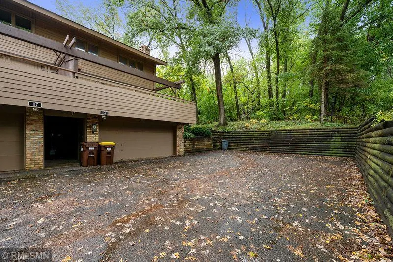Photo 6 of 116 Birnamwood Drive