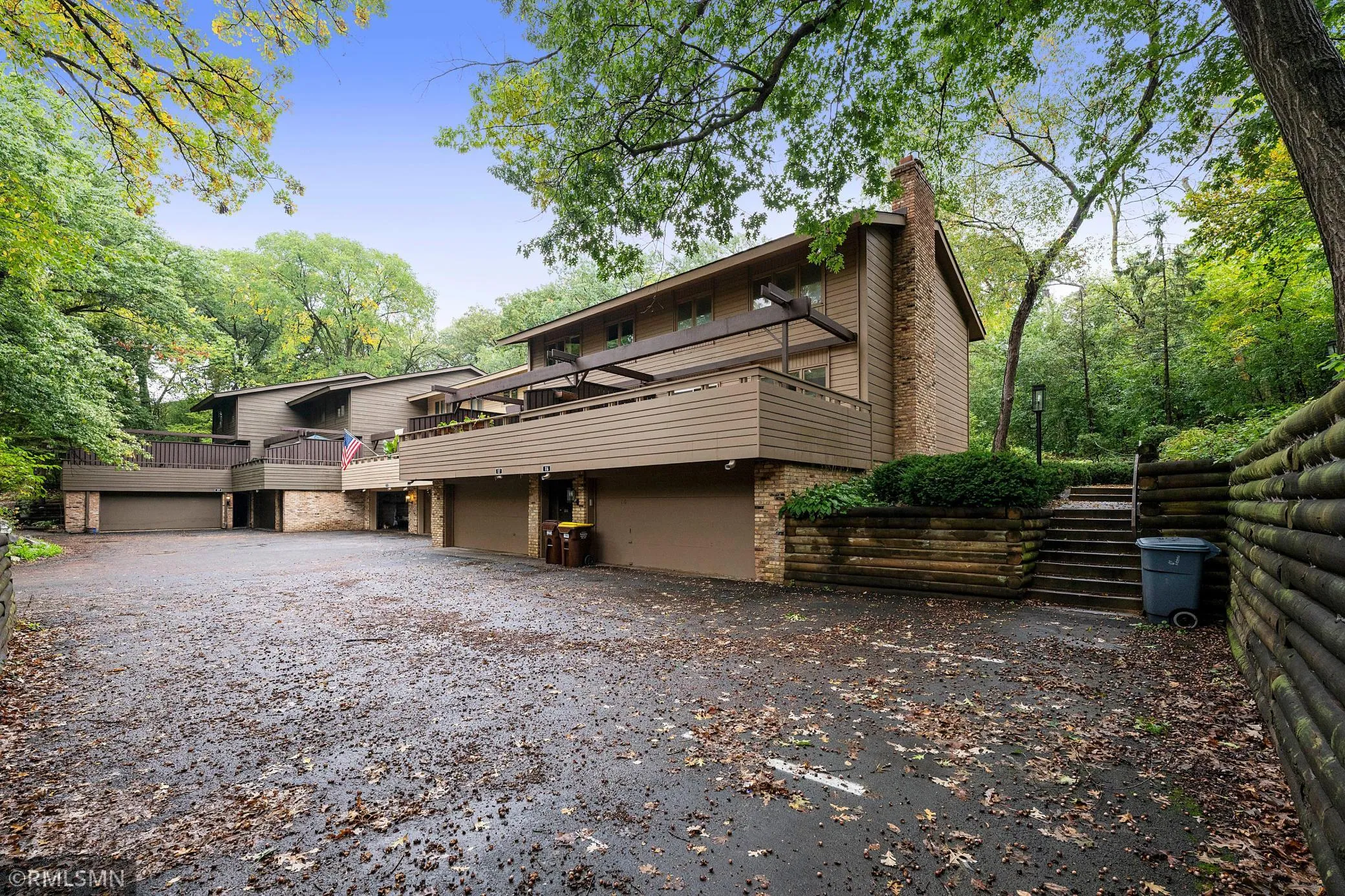 Photo 3 of 116 Birnamwood Drive