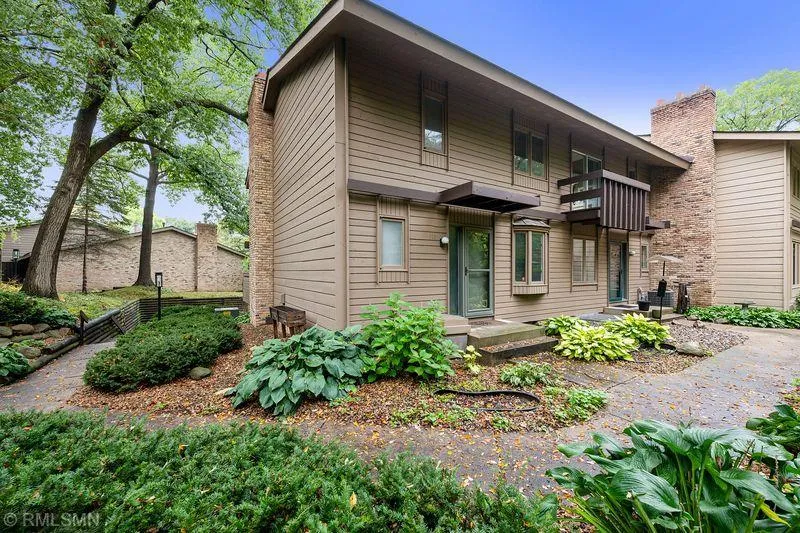 Photo 2 of 116 Birnamwood Drive