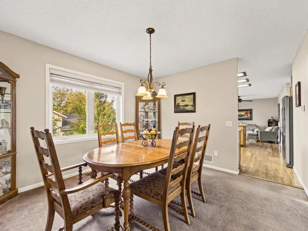 Photo 13 of 15601 Claret W Avenue