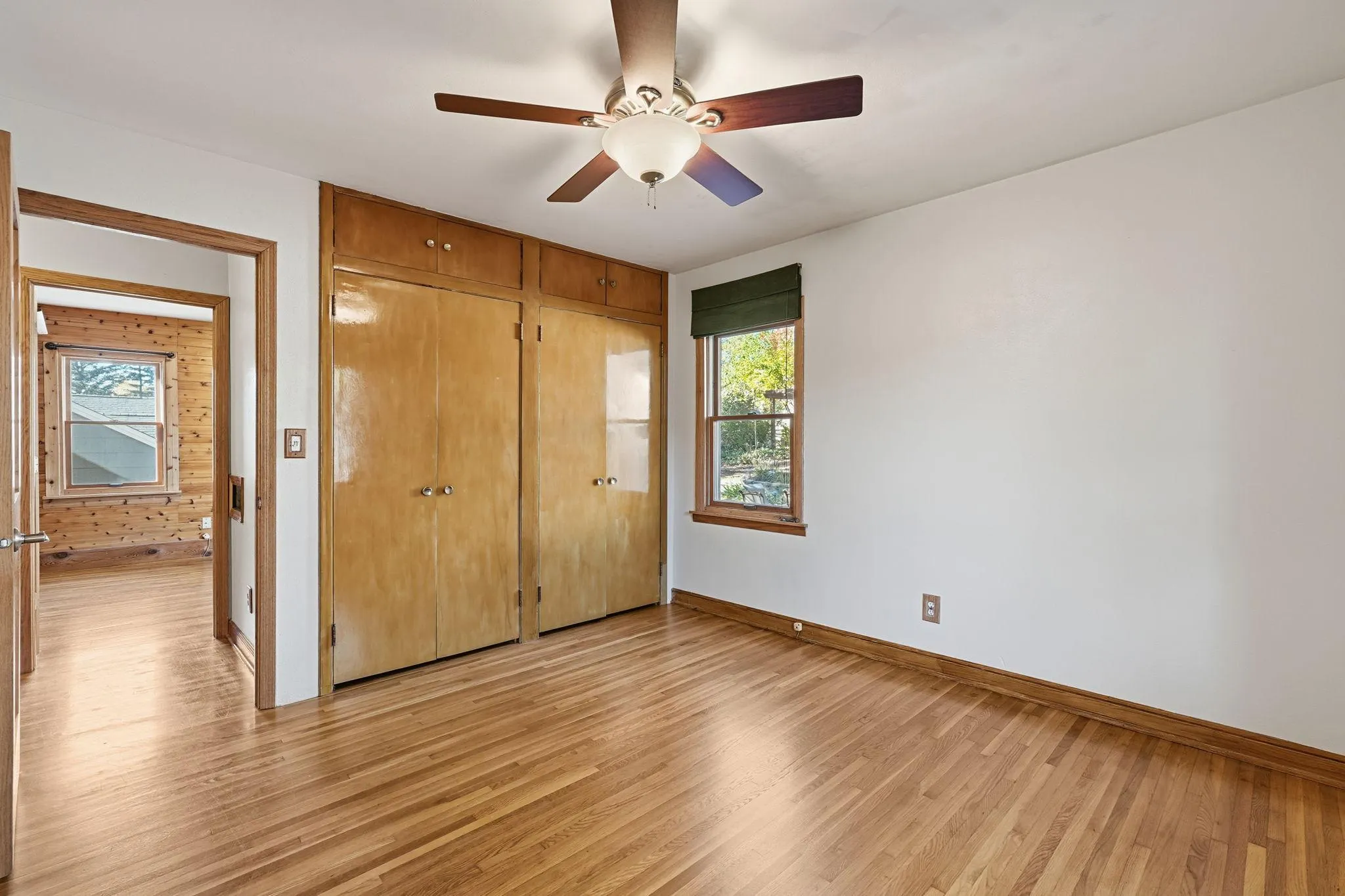 Photo 19 of 515 Roselawn E Avenue