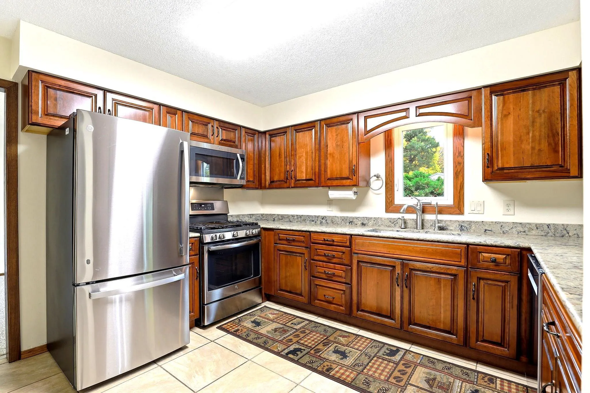 Photo 18 of 7100 Ivystone S Avenue