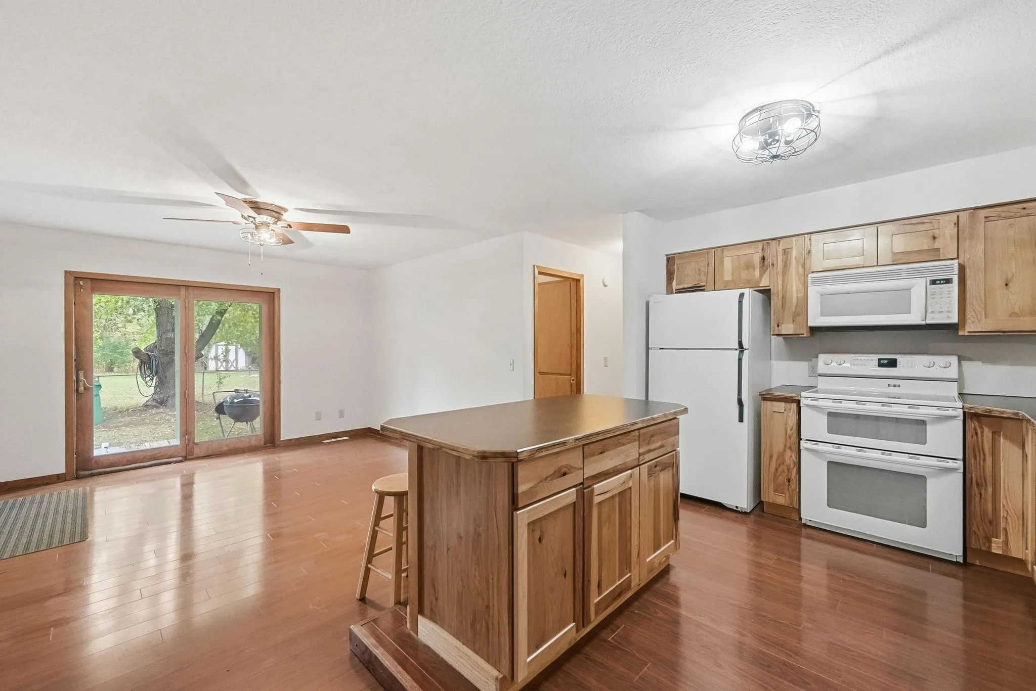 Photo 7 of 2137 109th Nw Avenue Unit 0