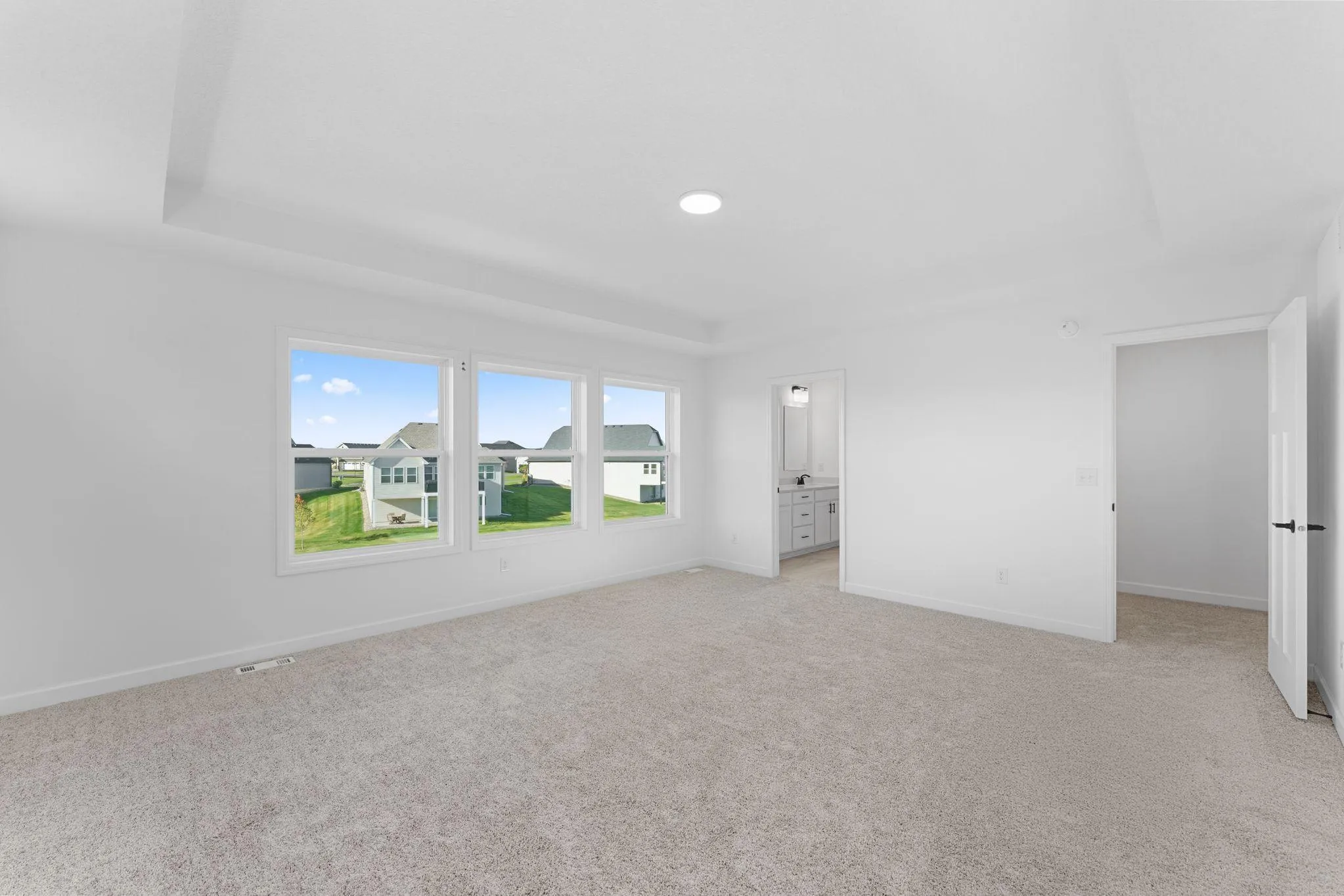 Photo 10 of 4985 Jamocha Ne Avenue