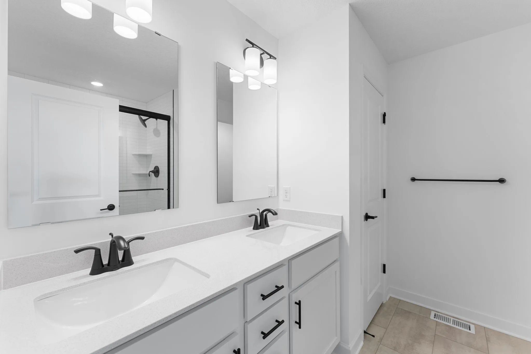 Photo 10 of 9831 26th Ne Street