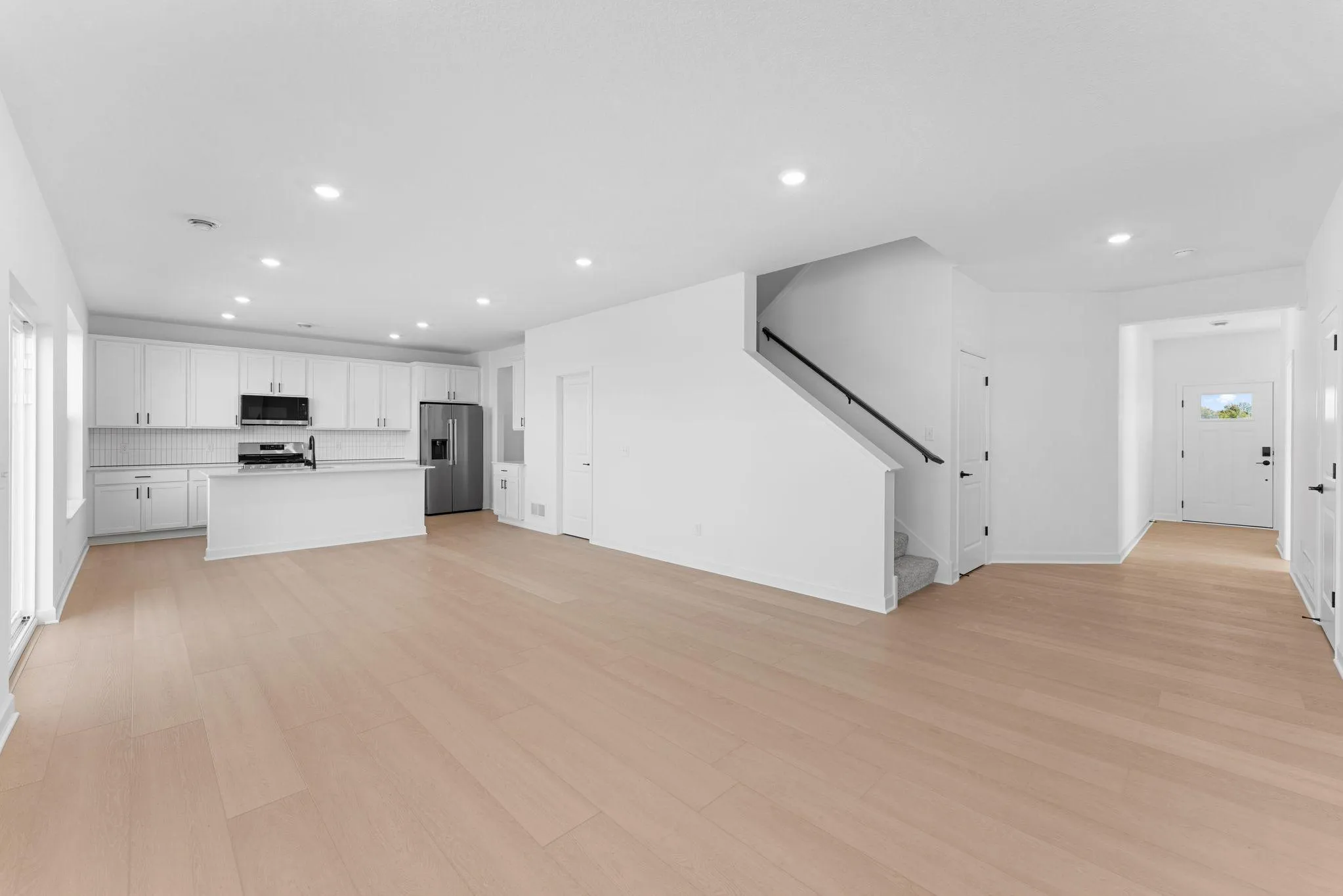 Photo 5 of 9831 26th Ne Street