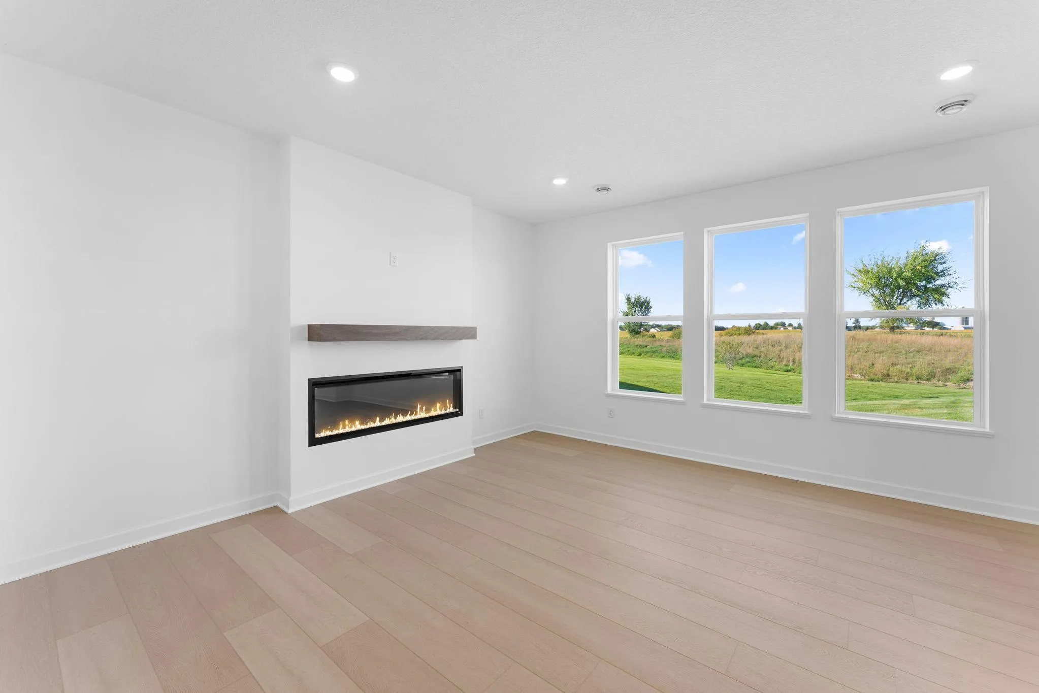 Photo 6 of 9831 26th Ne Street