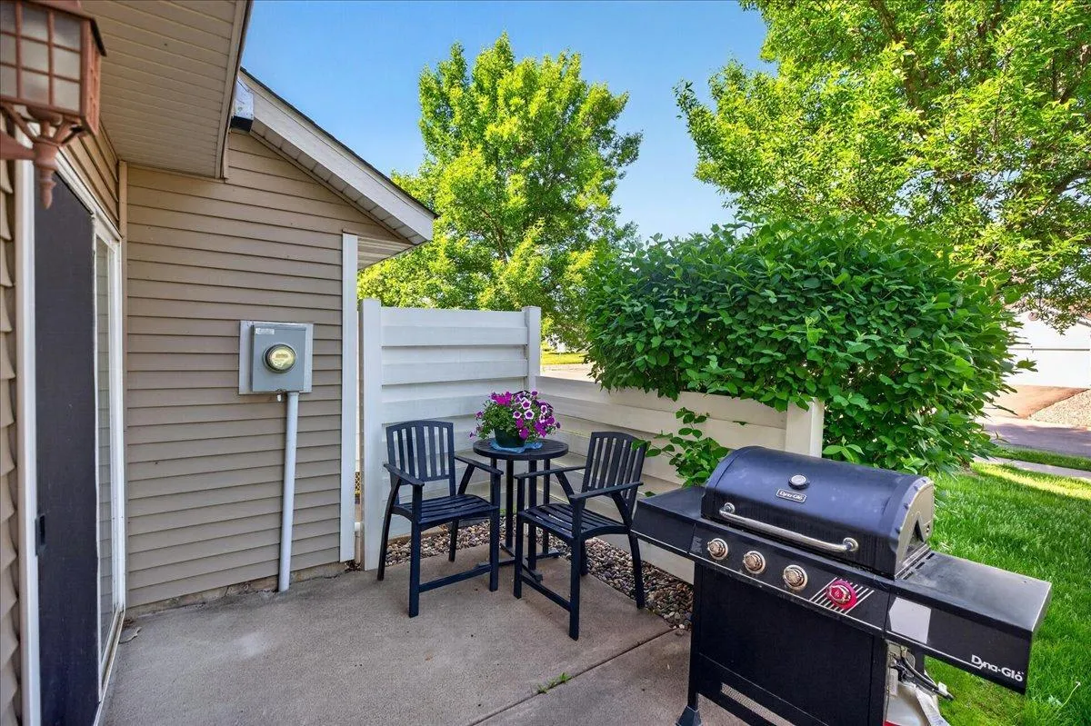 Photo 14 of 10533 74th Ne Street Unit 1