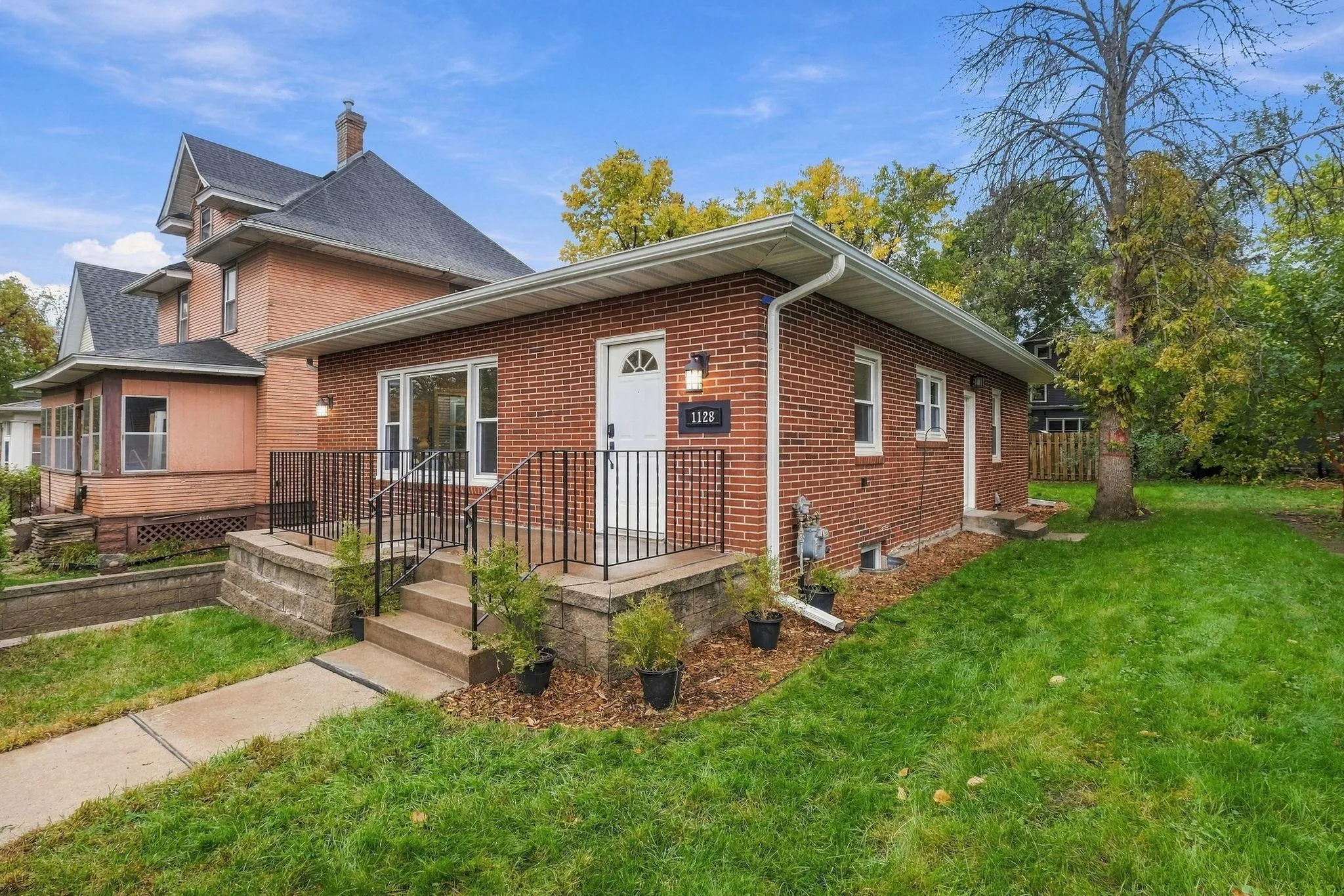 Photo 37 of 1128 Selby Avenue