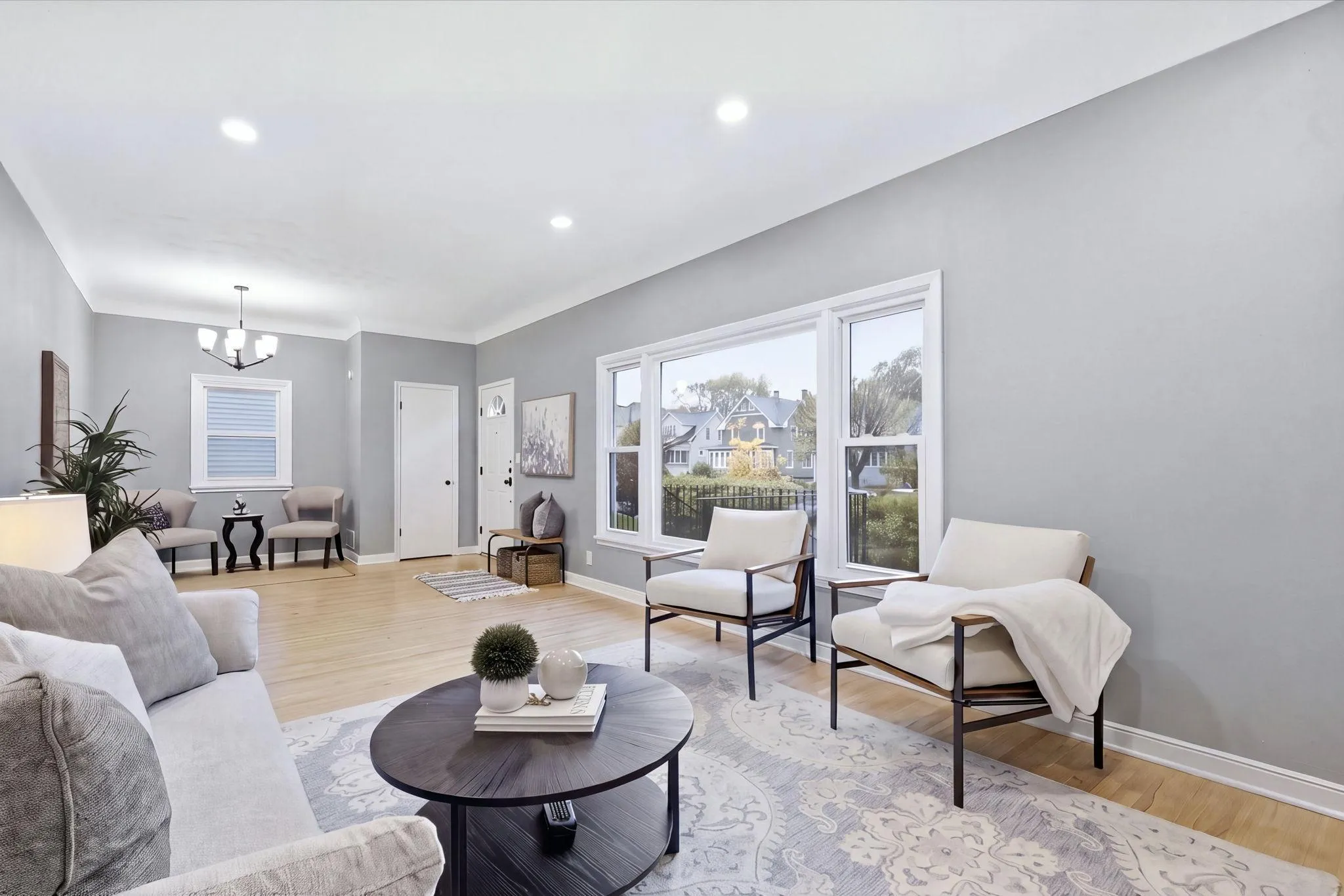 Photo 2 of 1128 Selby Avenue