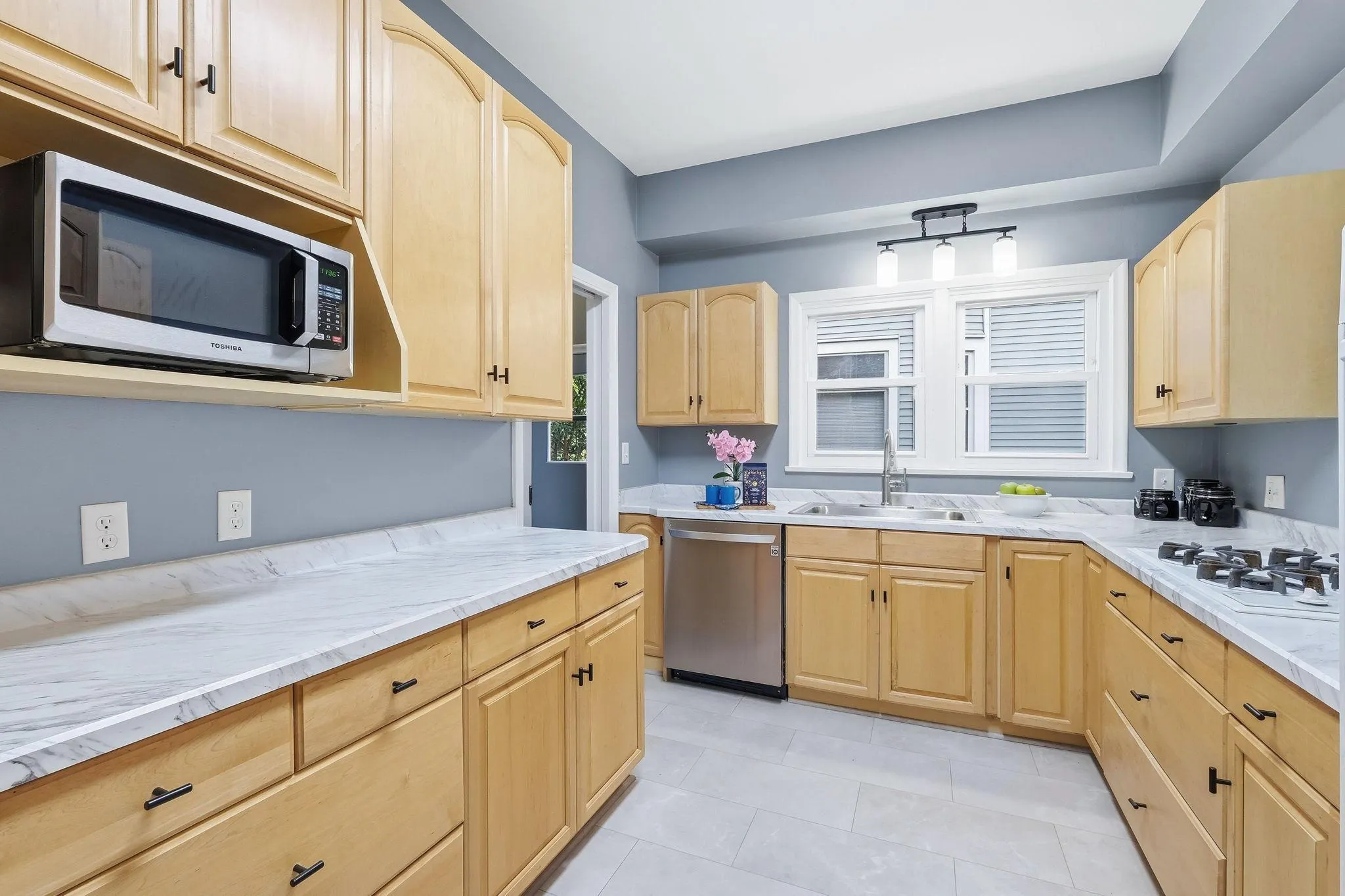 Photo 9 of 1128 Selby Avenue