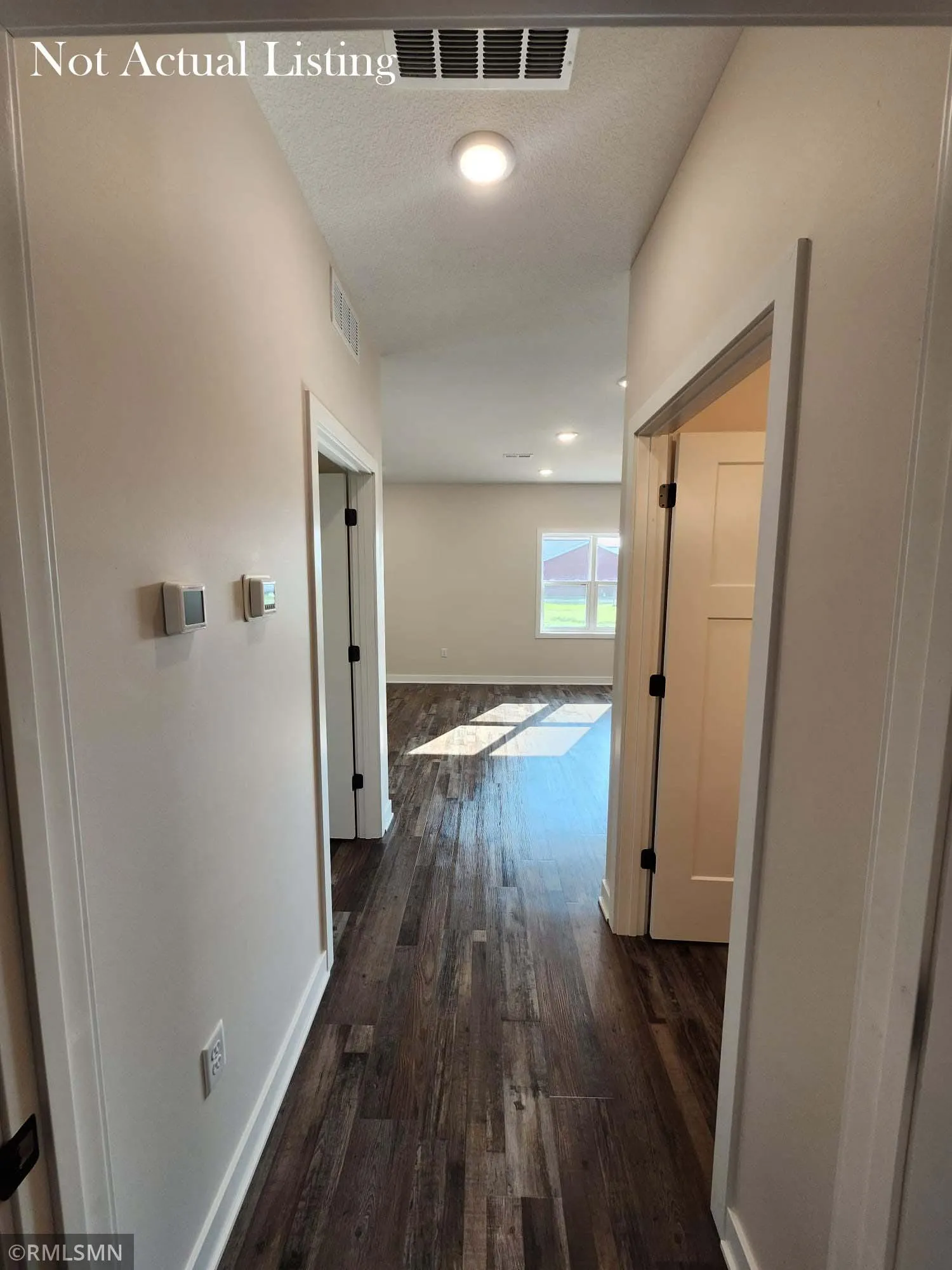 Photo 15 of 404 Norske Street