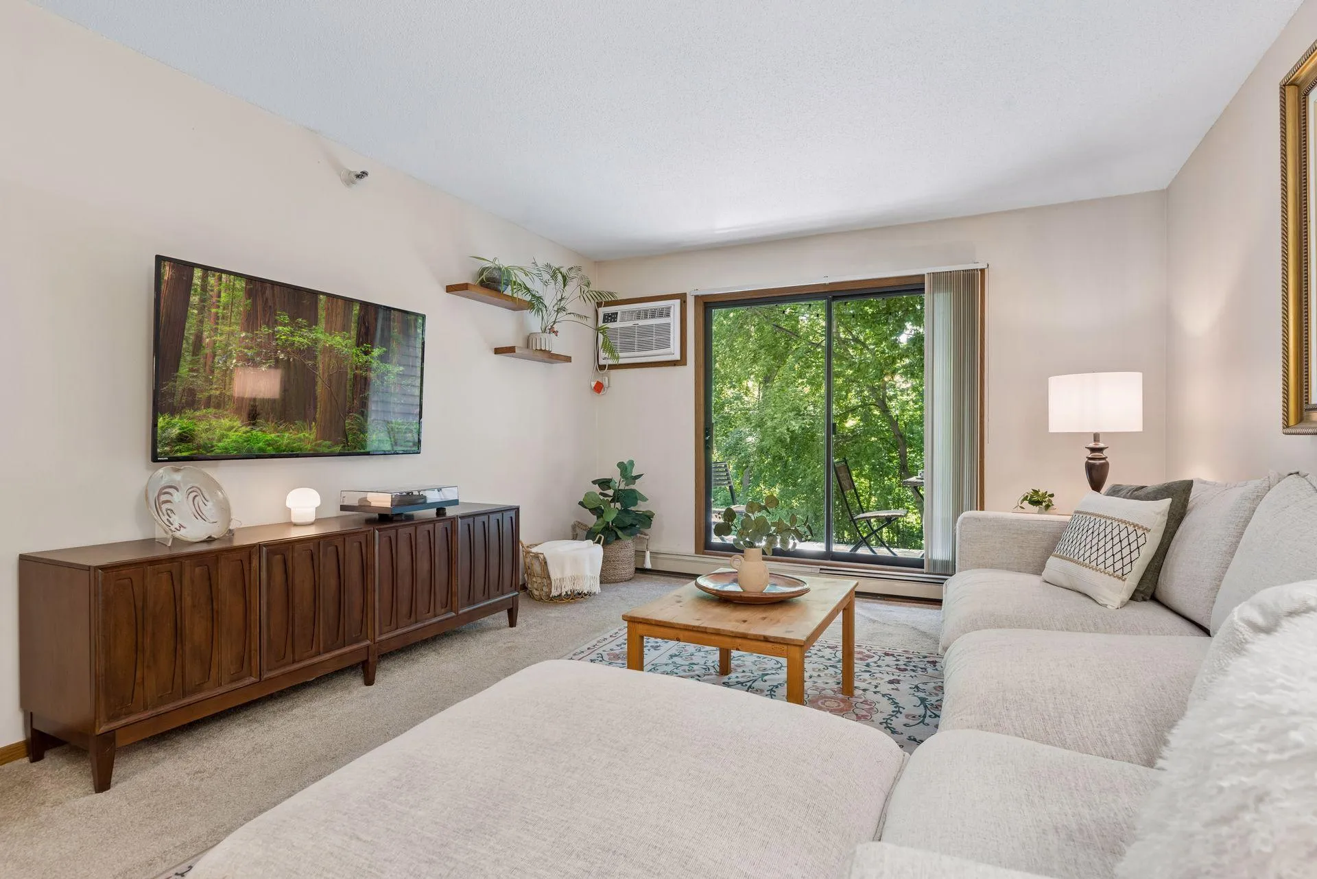 Photo 4 of 4151 Boone N Avenue Unit 106