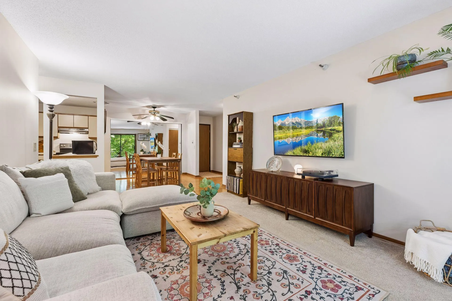 Photo 8 of 4151 Boone N Avenue Unit 106