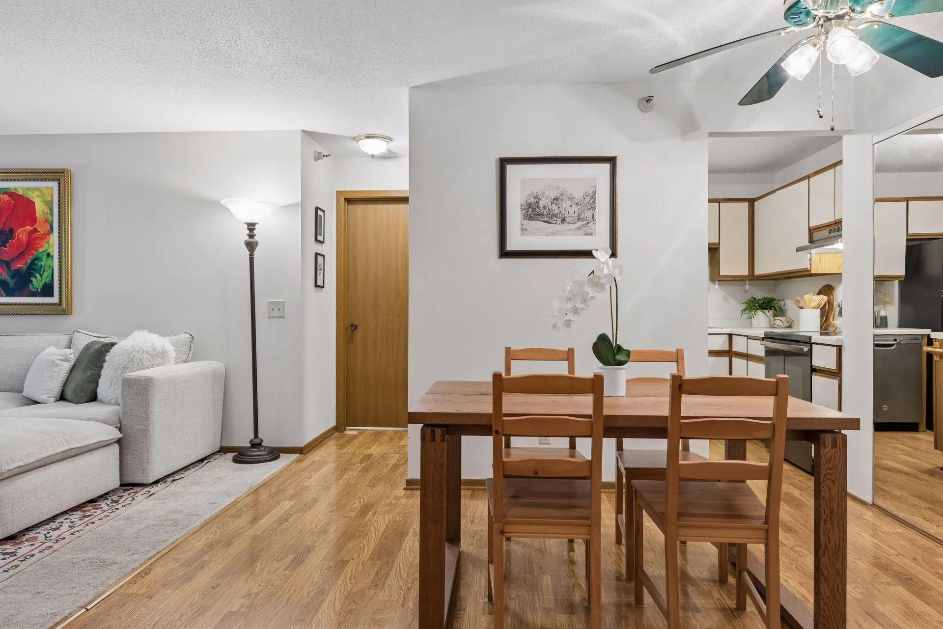 Photo 10 of 4151 Boone N Avenue Unit 106