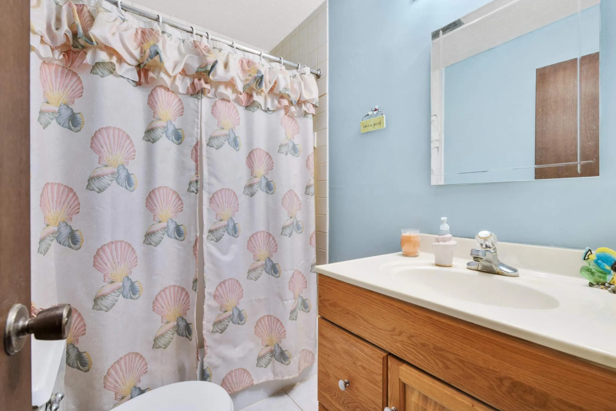 Photo 19 of 4201 Lakeside N Avenue Unit 113