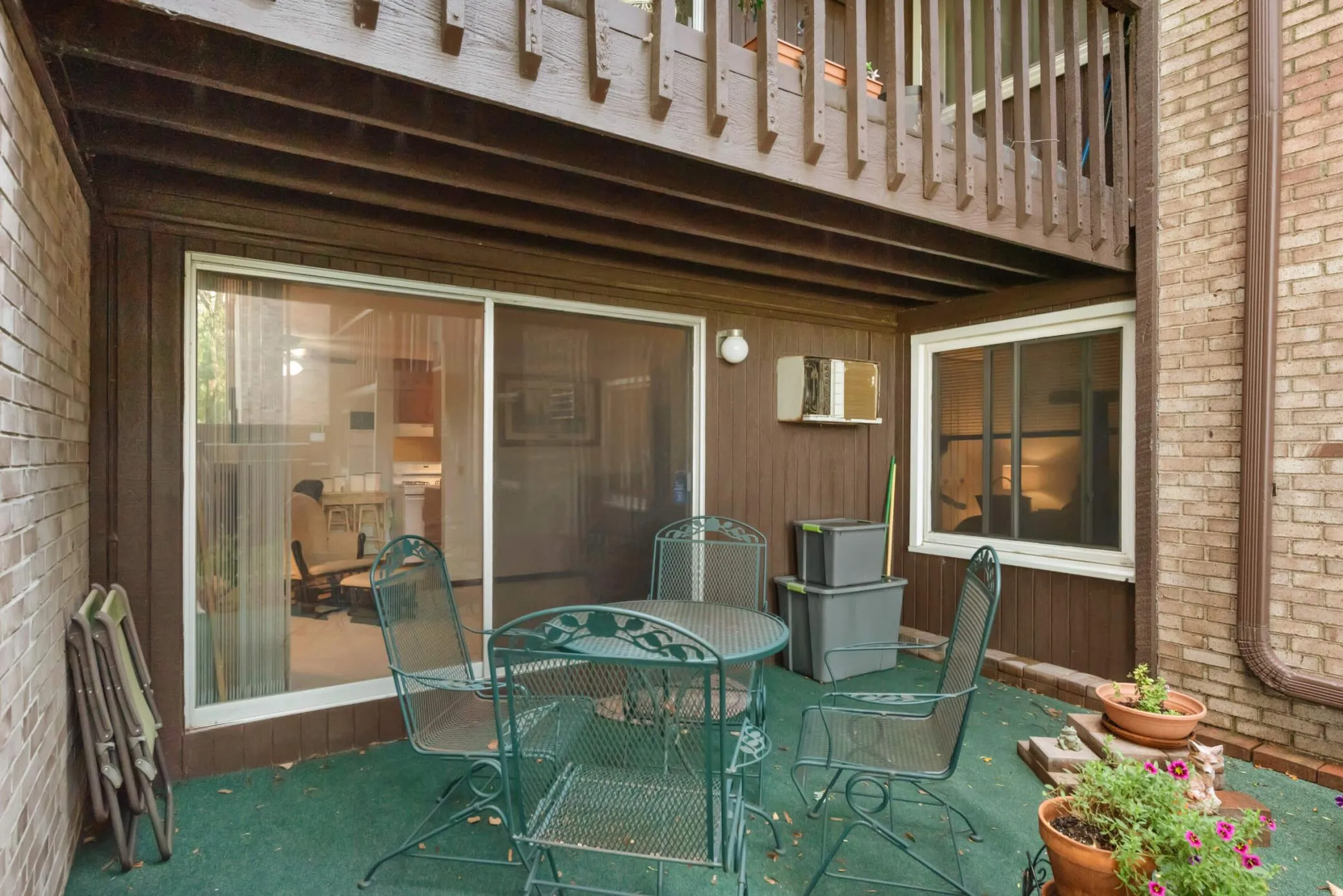Photo 10 of 4201 Lakeside N Avenue Unit 113