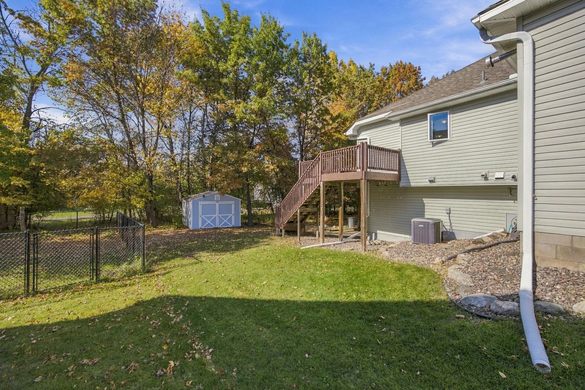 Photo 33 of 22048 Elston Avenue