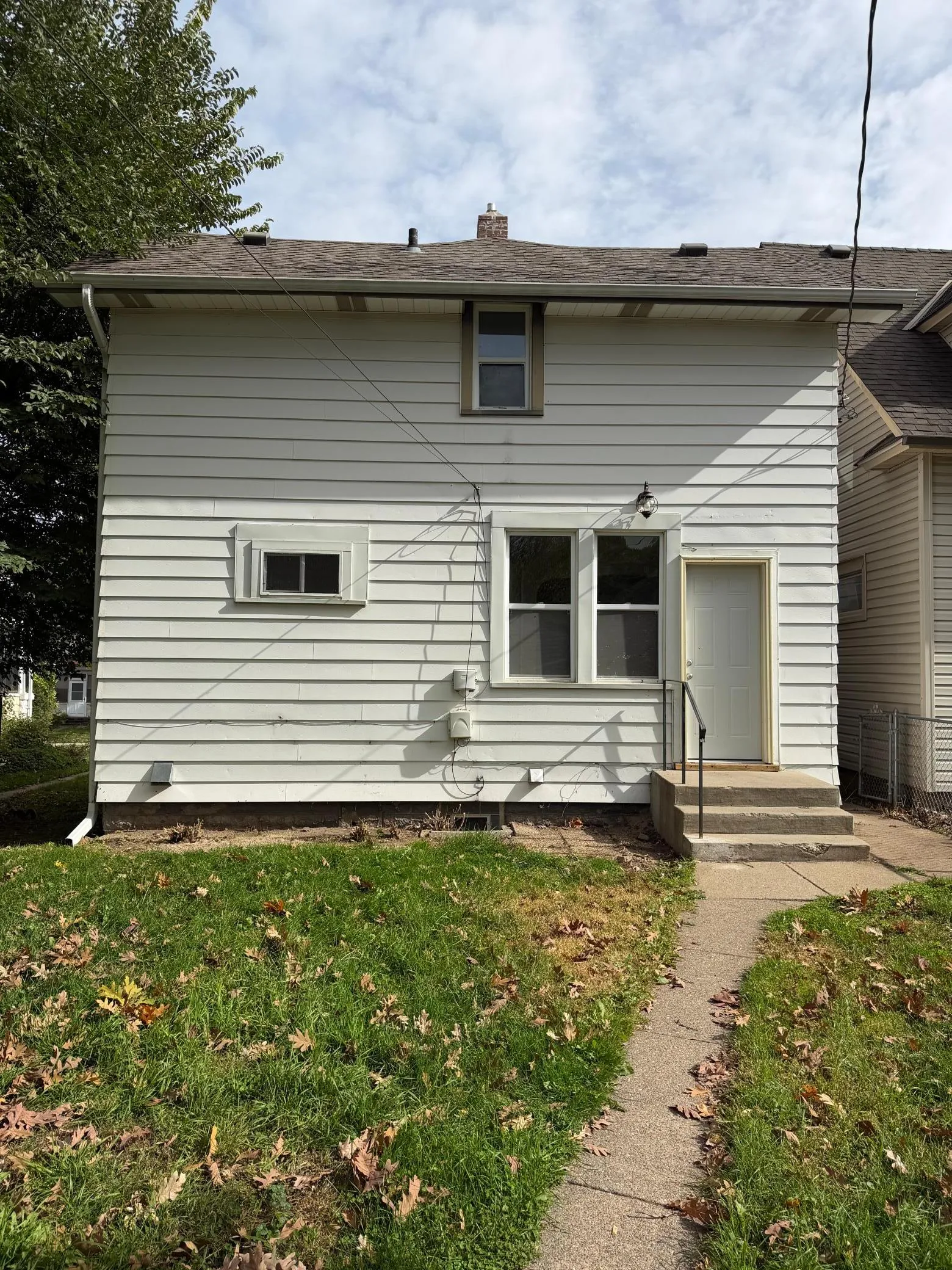 Photo 6 of 757 Smith S Avenue