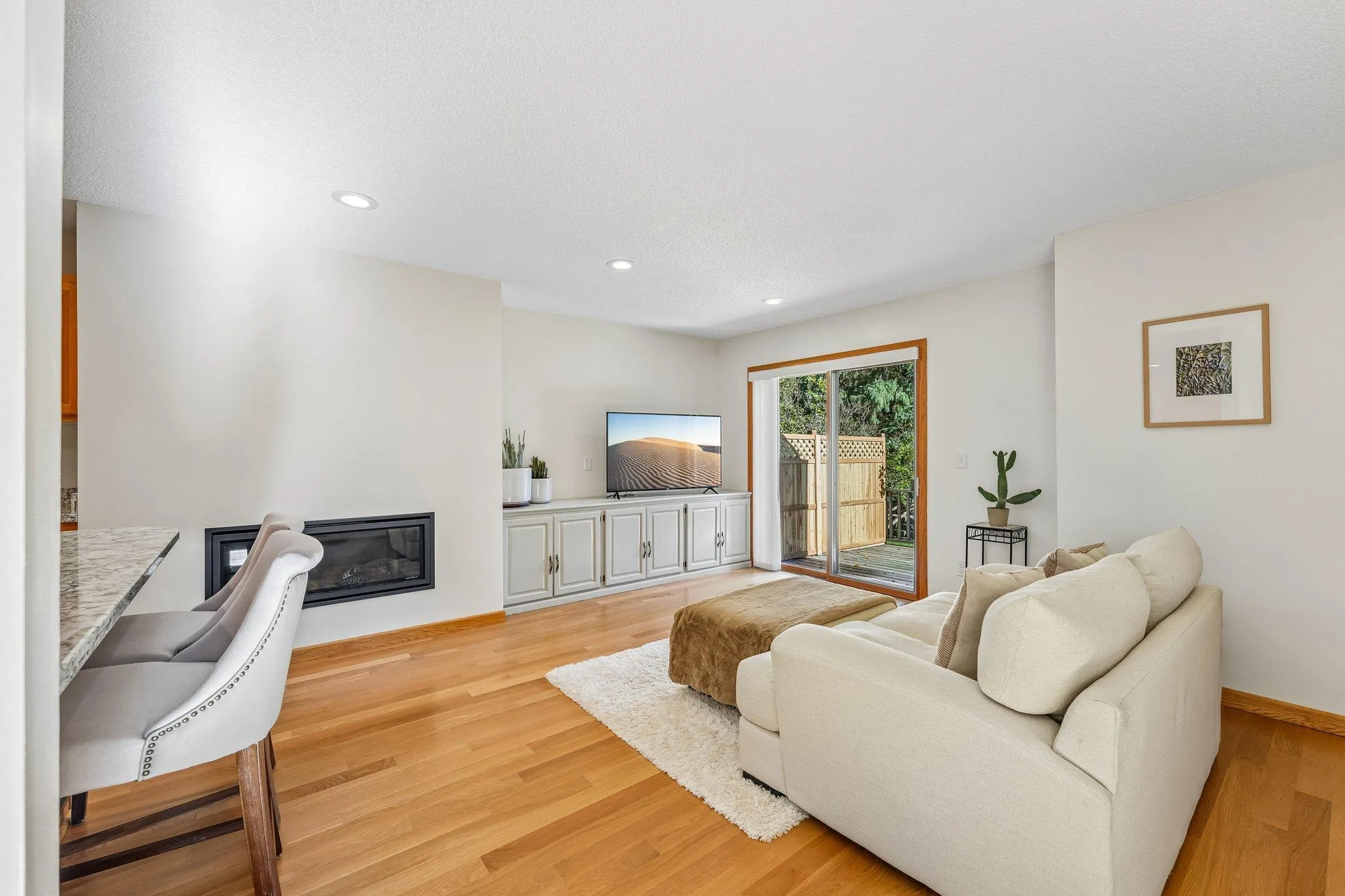 Photo 9 of 2272 Sherwood Court