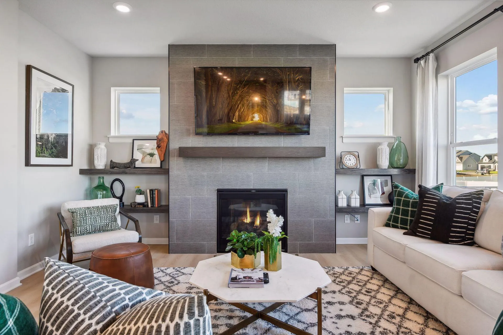 Photo 6 of 1542 Philipp Way
