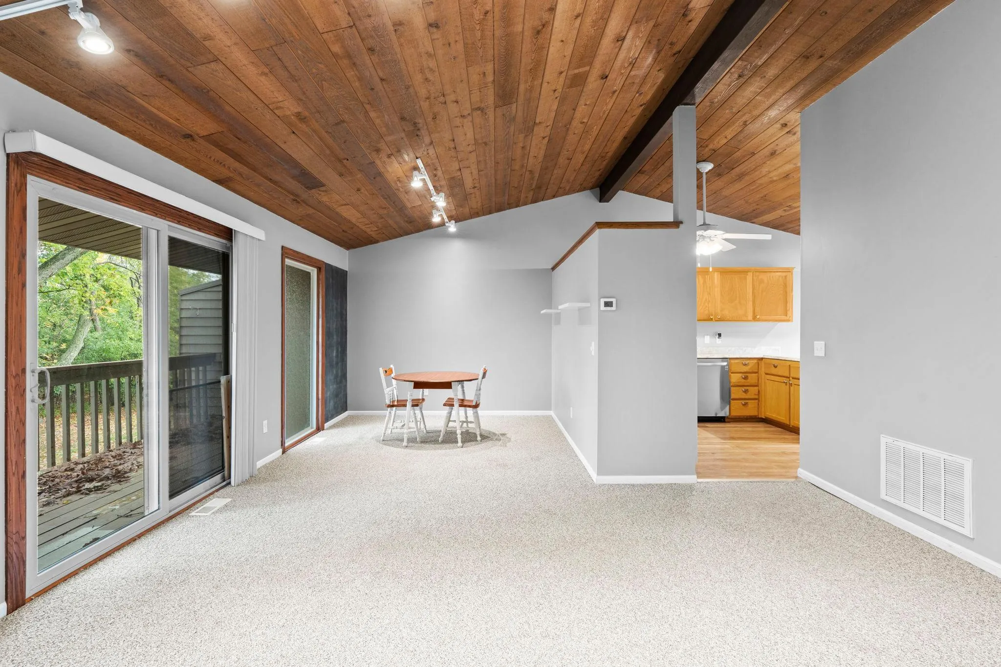 Photo 10 of 6384 Aspenwood Plaza